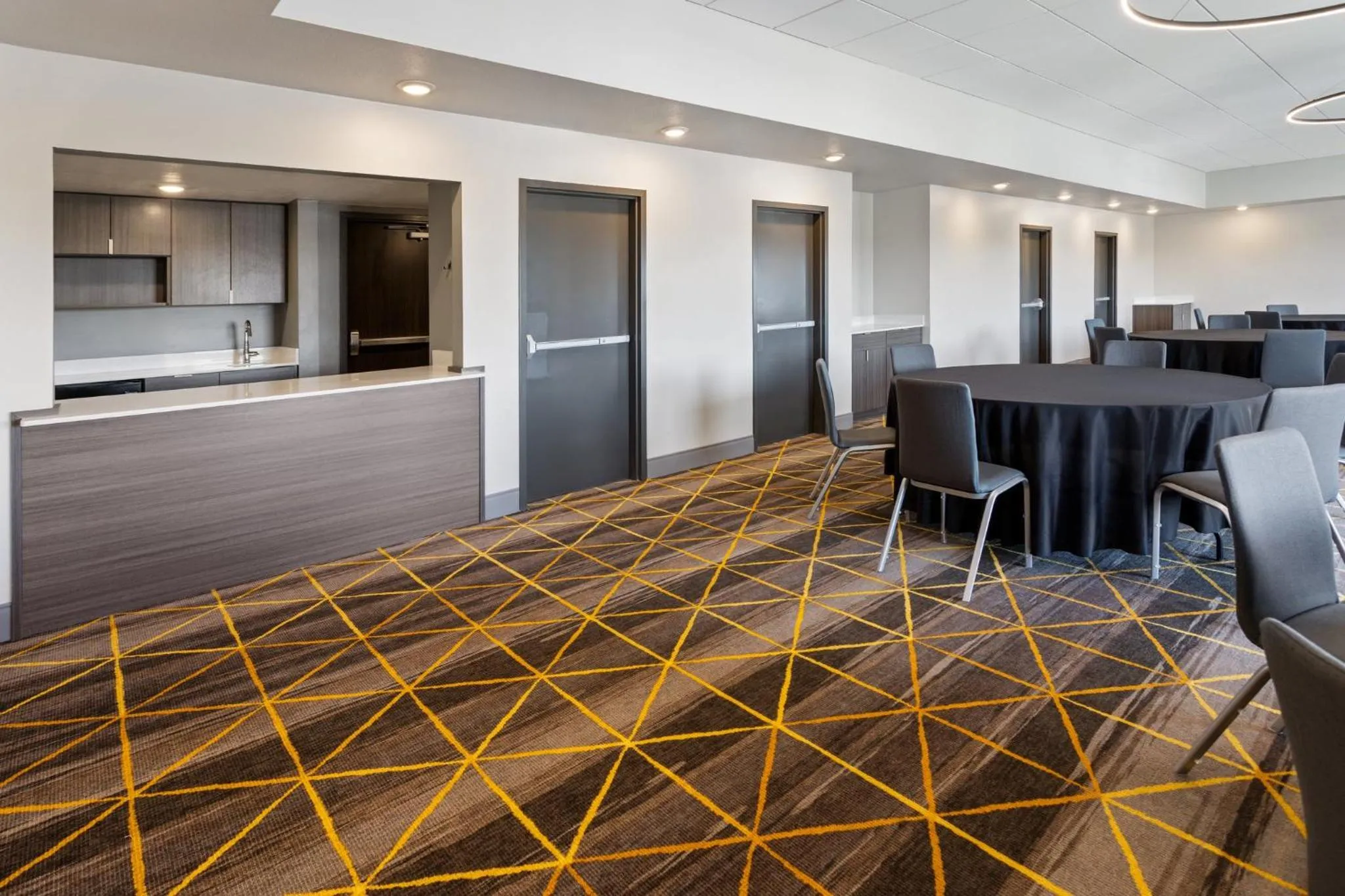 Meeting/conference room in Holiday Inn & Suites Columbia NE - Ft Jackson Area by IHG
