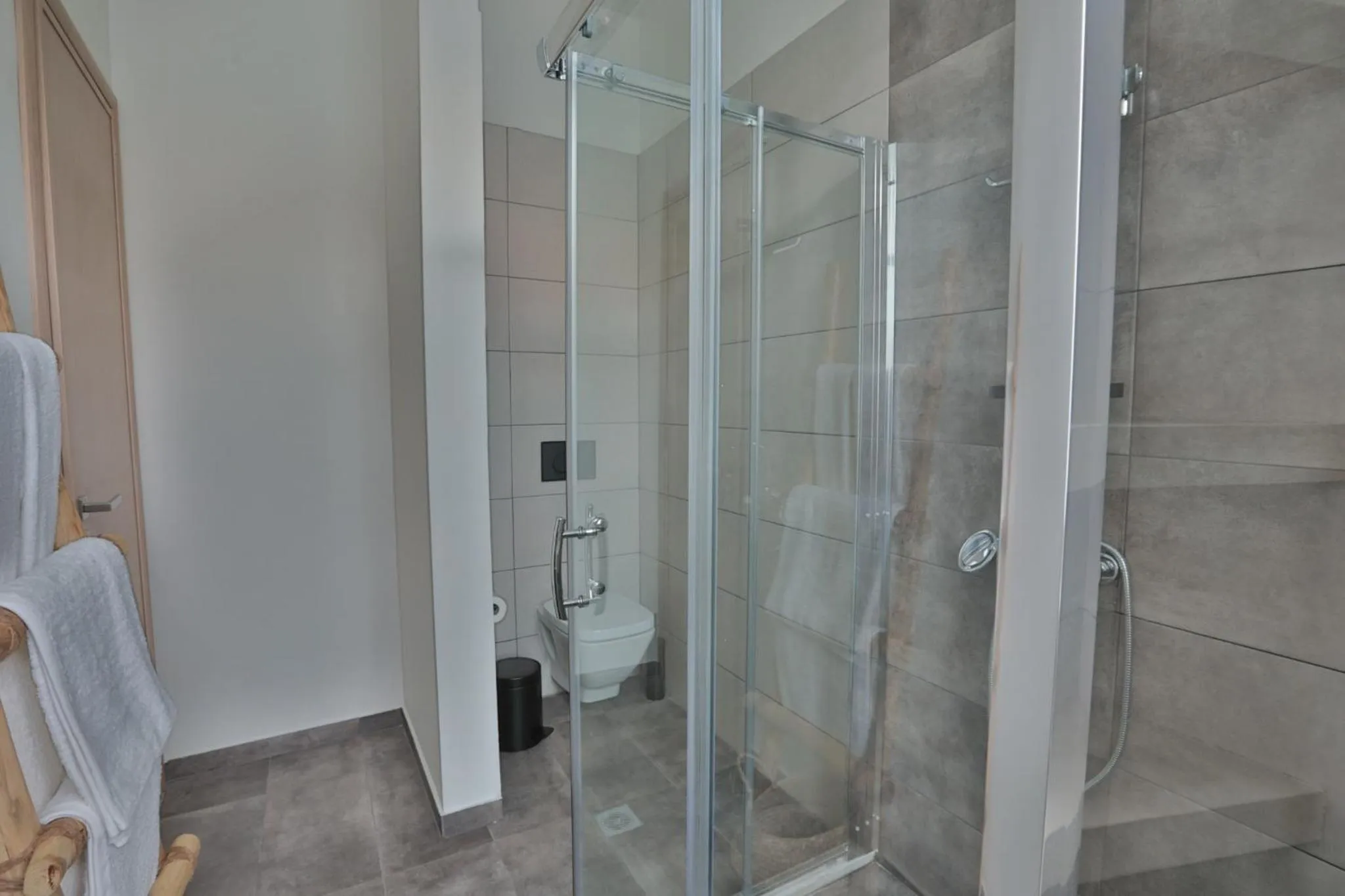 Shower in Ederlezi Boutique Hotel