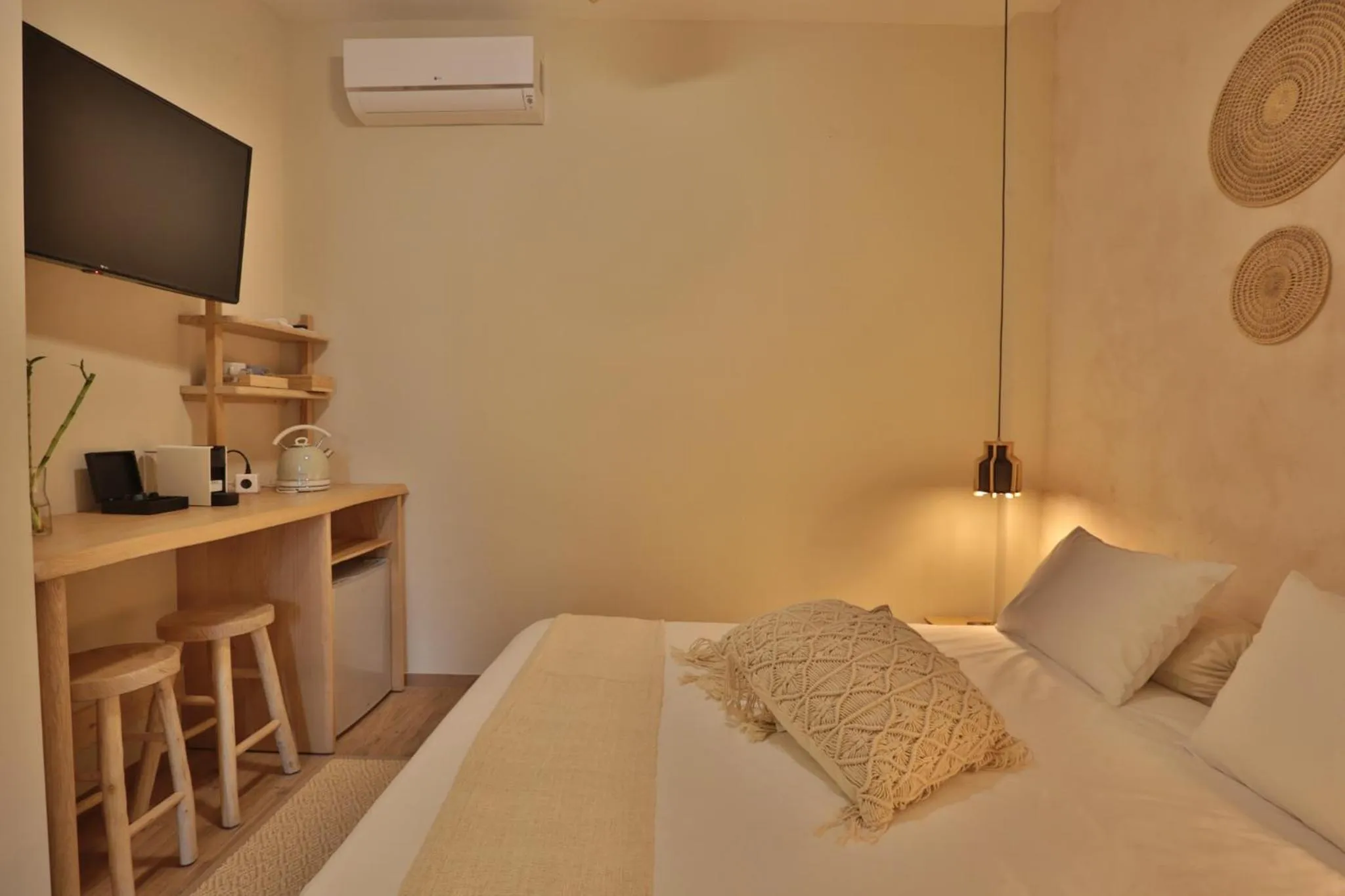 Photo of the whole room, Bed in Ederlezi Boutique Hotel