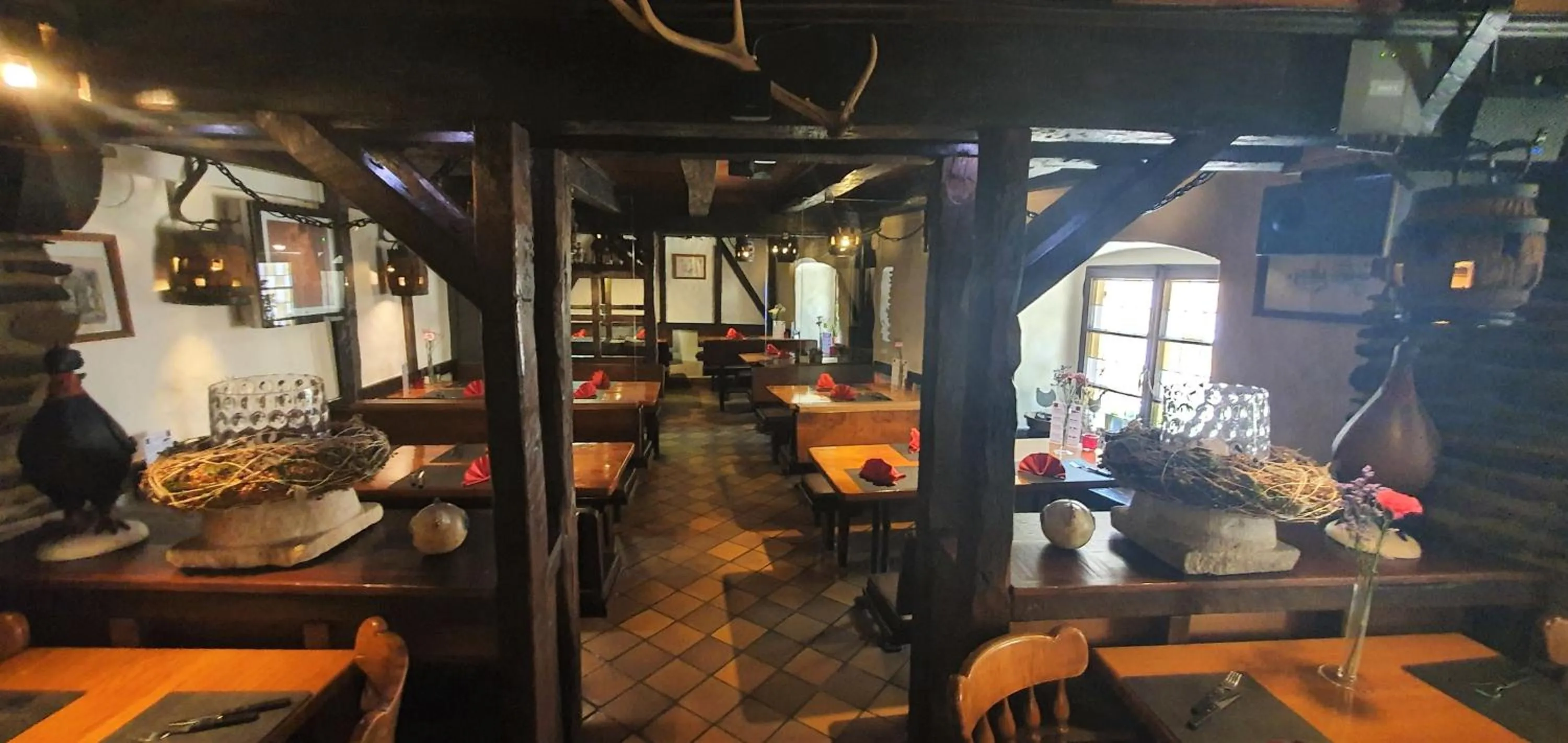 Restaurant/places to eat in Auberge Aal Veinen