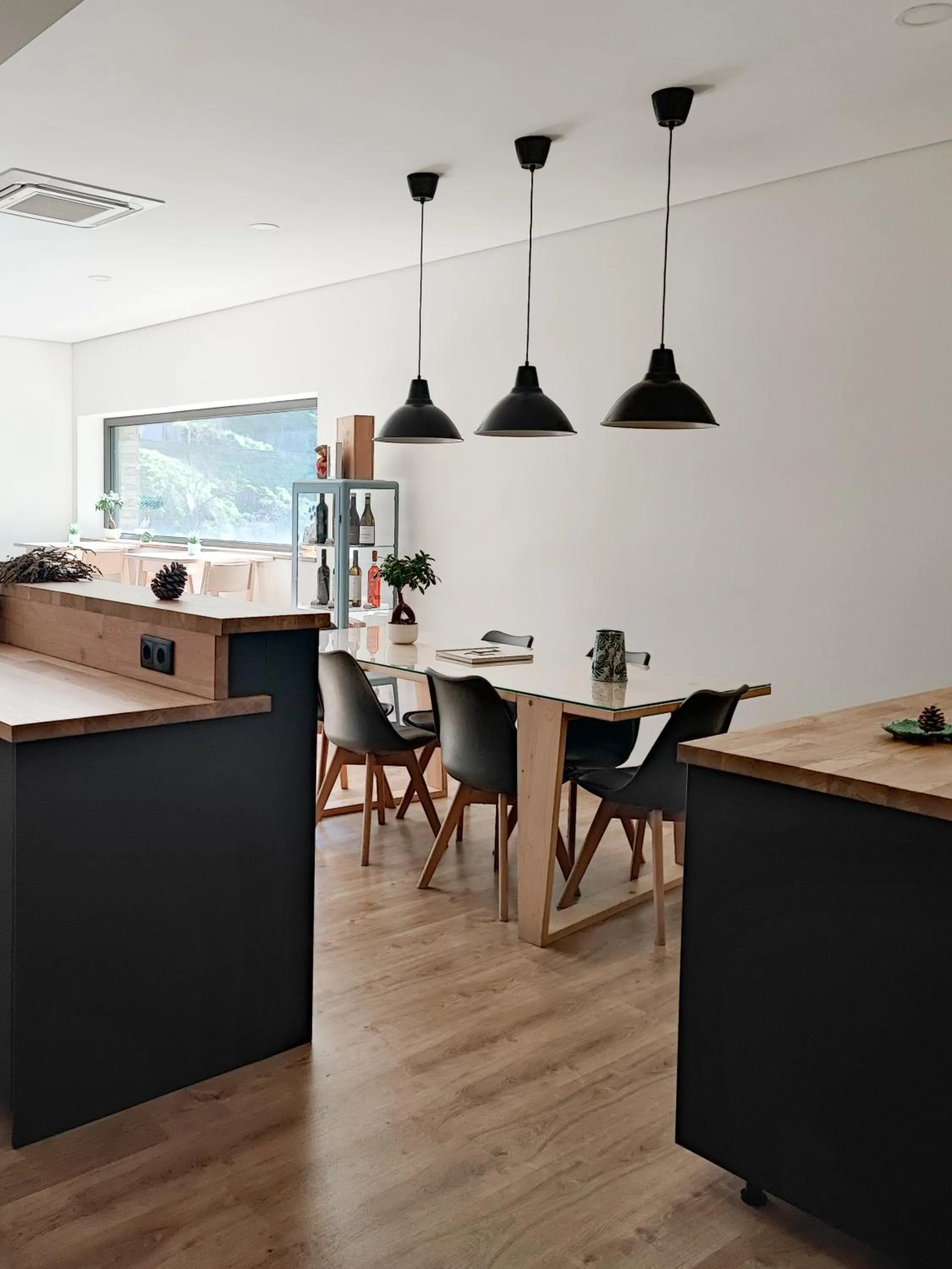 Lounge or bar in Dois Lagares House