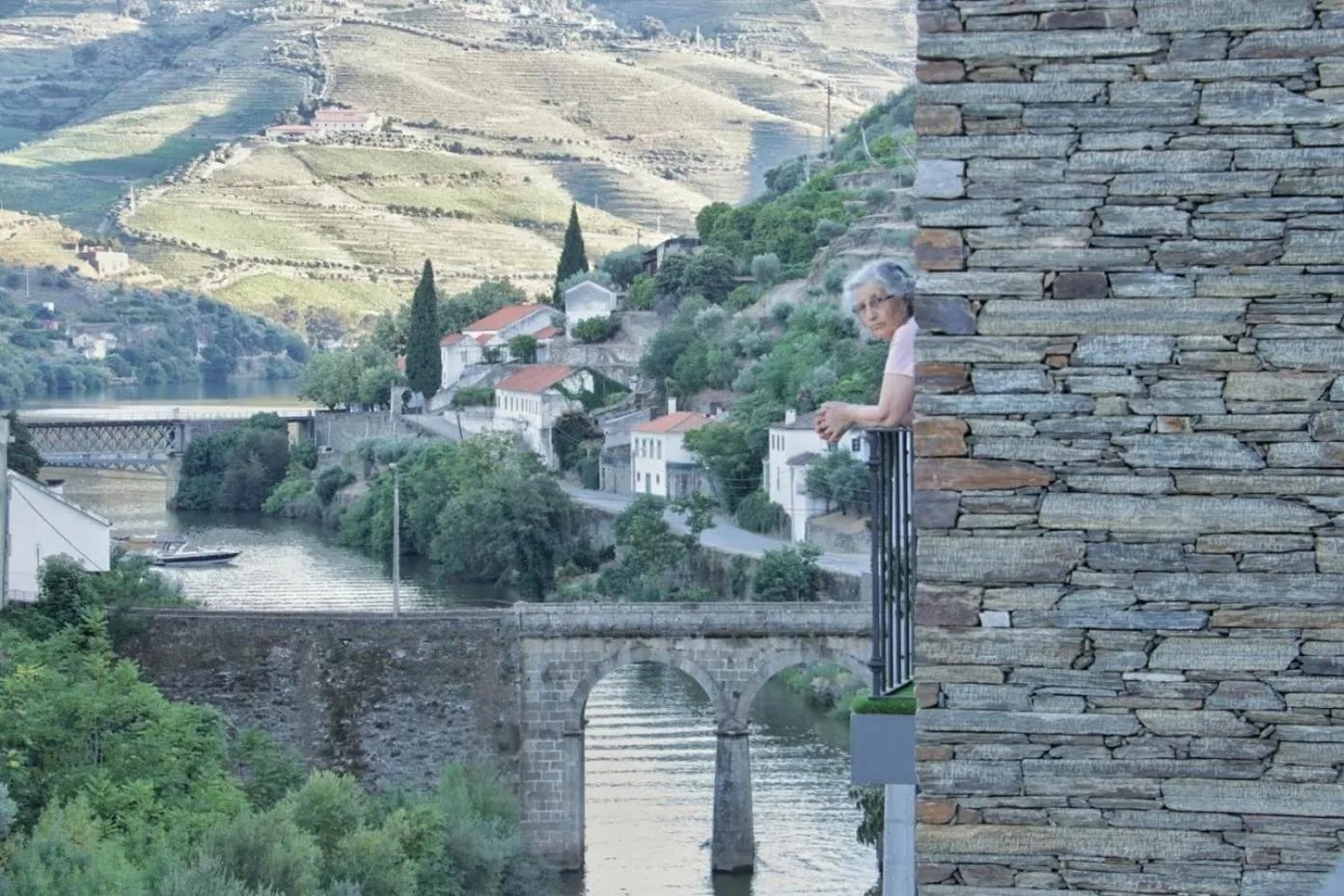 City view in Dois Lagares House