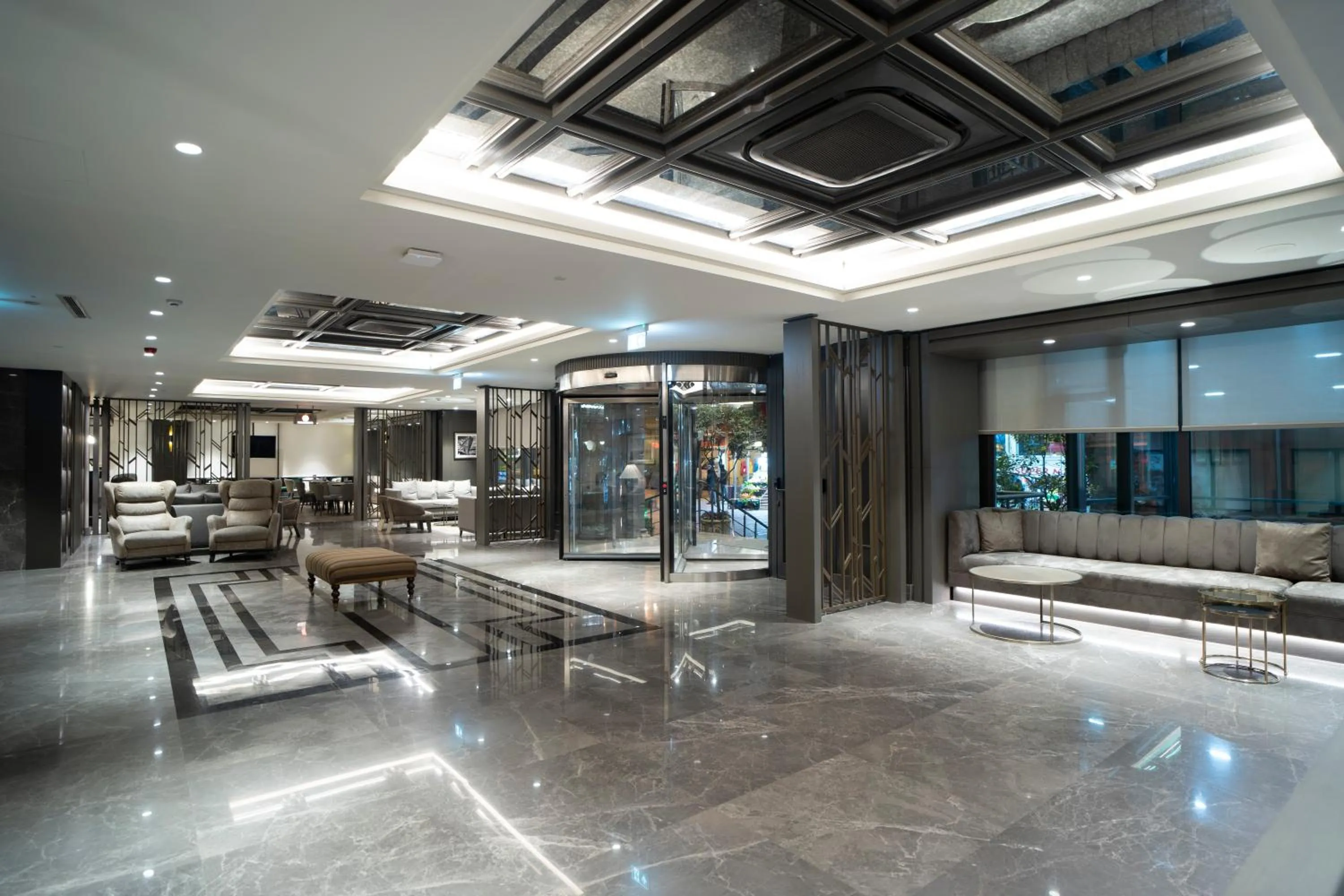 Lobby or reception in Arts Hotel Taksim
