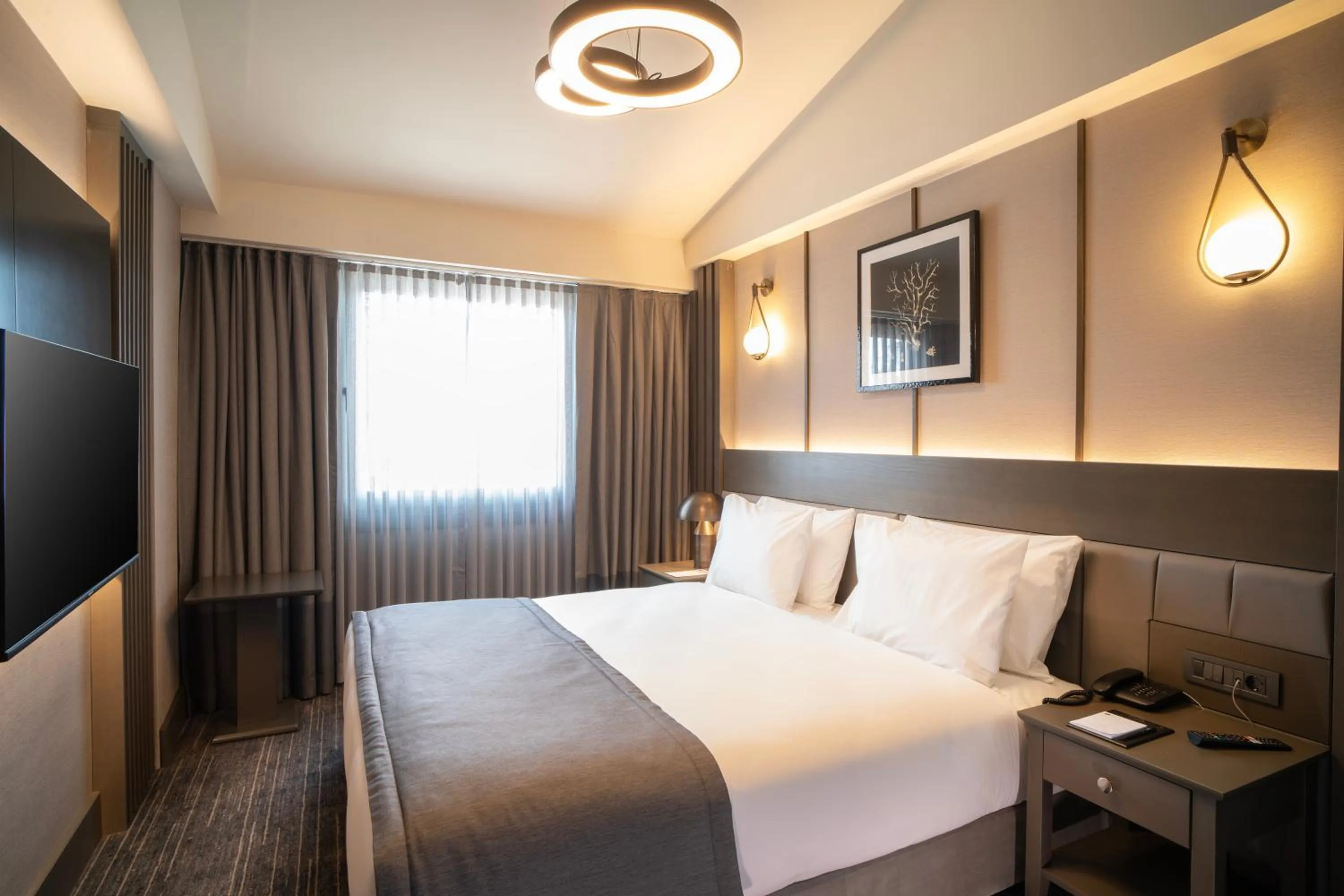 Bed in Arts Hotel Taksim