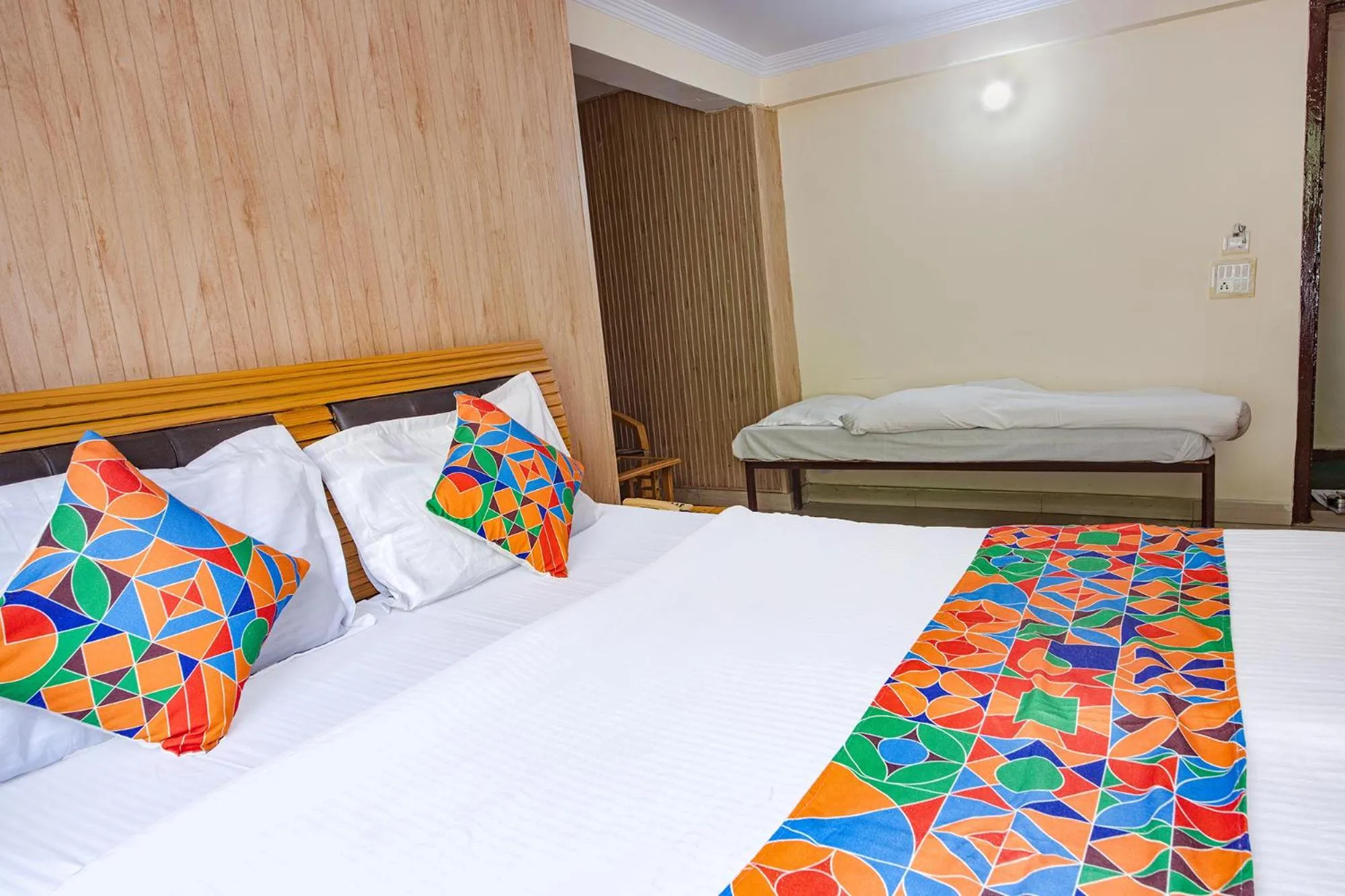 Bed in FabExpress Sapphire