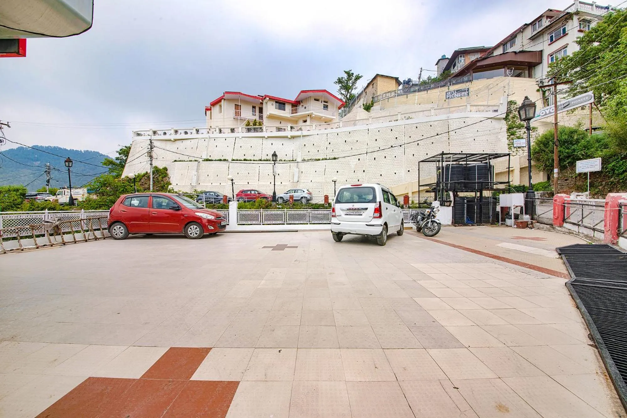 Property building in FabExpress Sapphire