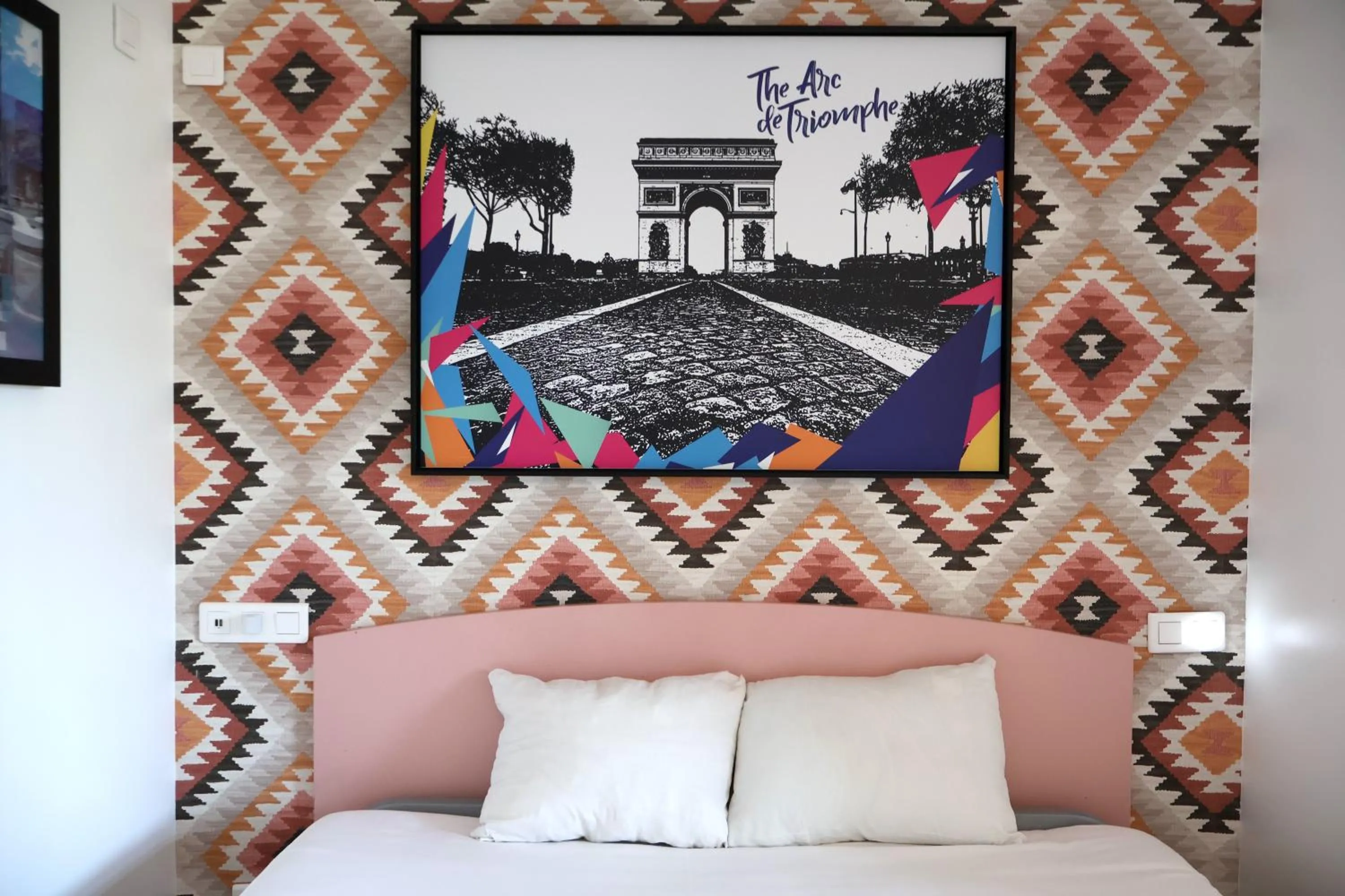 Bed in St Christopher's Inn Paris - Canal