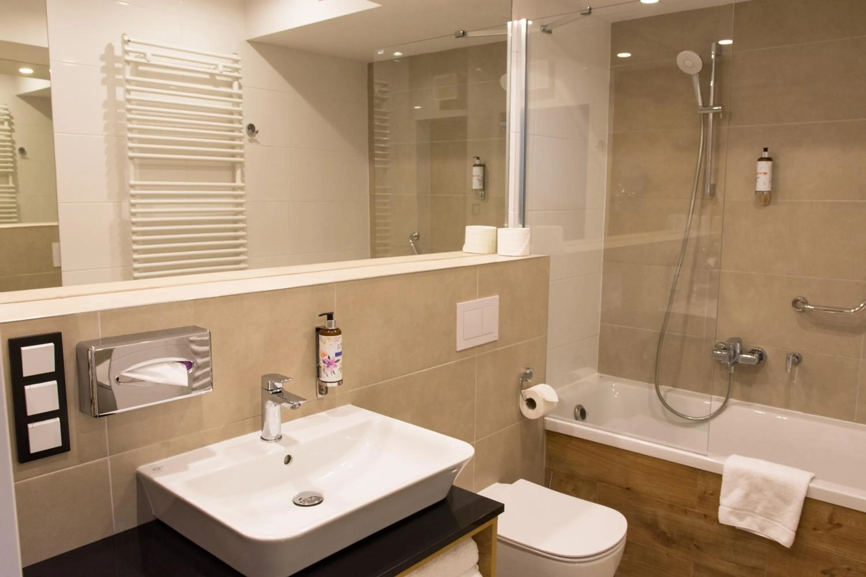 Toilet in Aparthotel Termy Uniejów