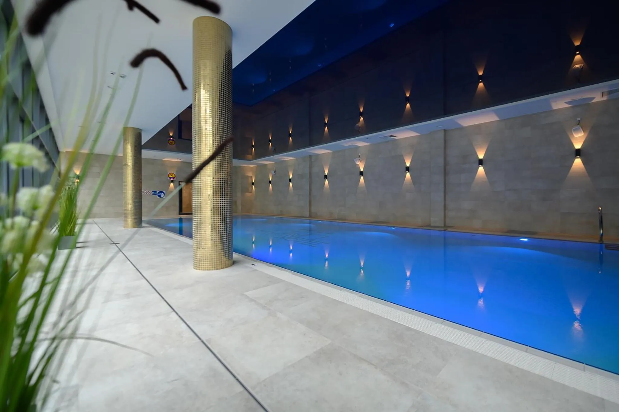 Swimming pool in Aparthotel Termy Uniejów