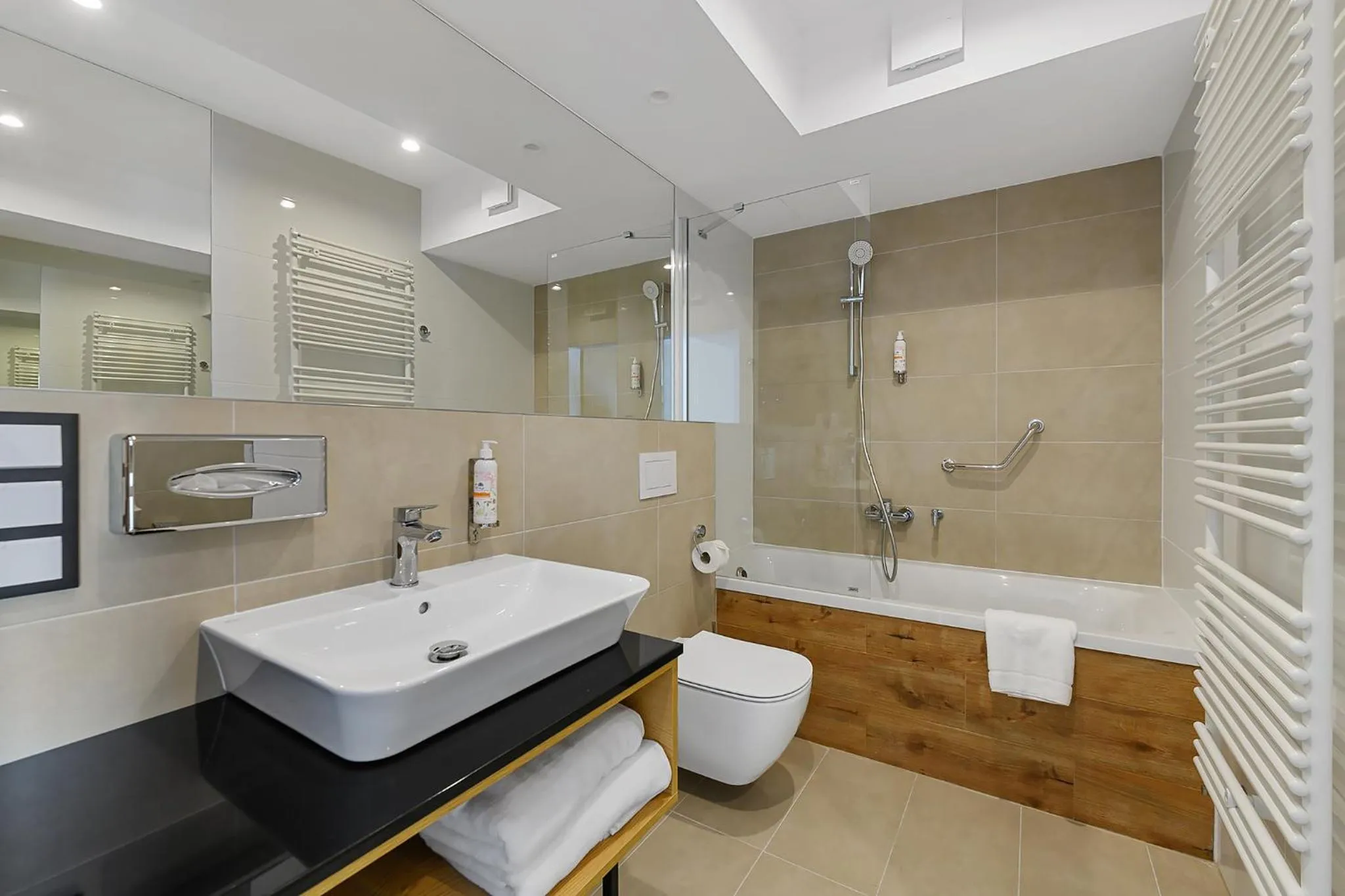 Shower in Aparthotel Termy Uniejów