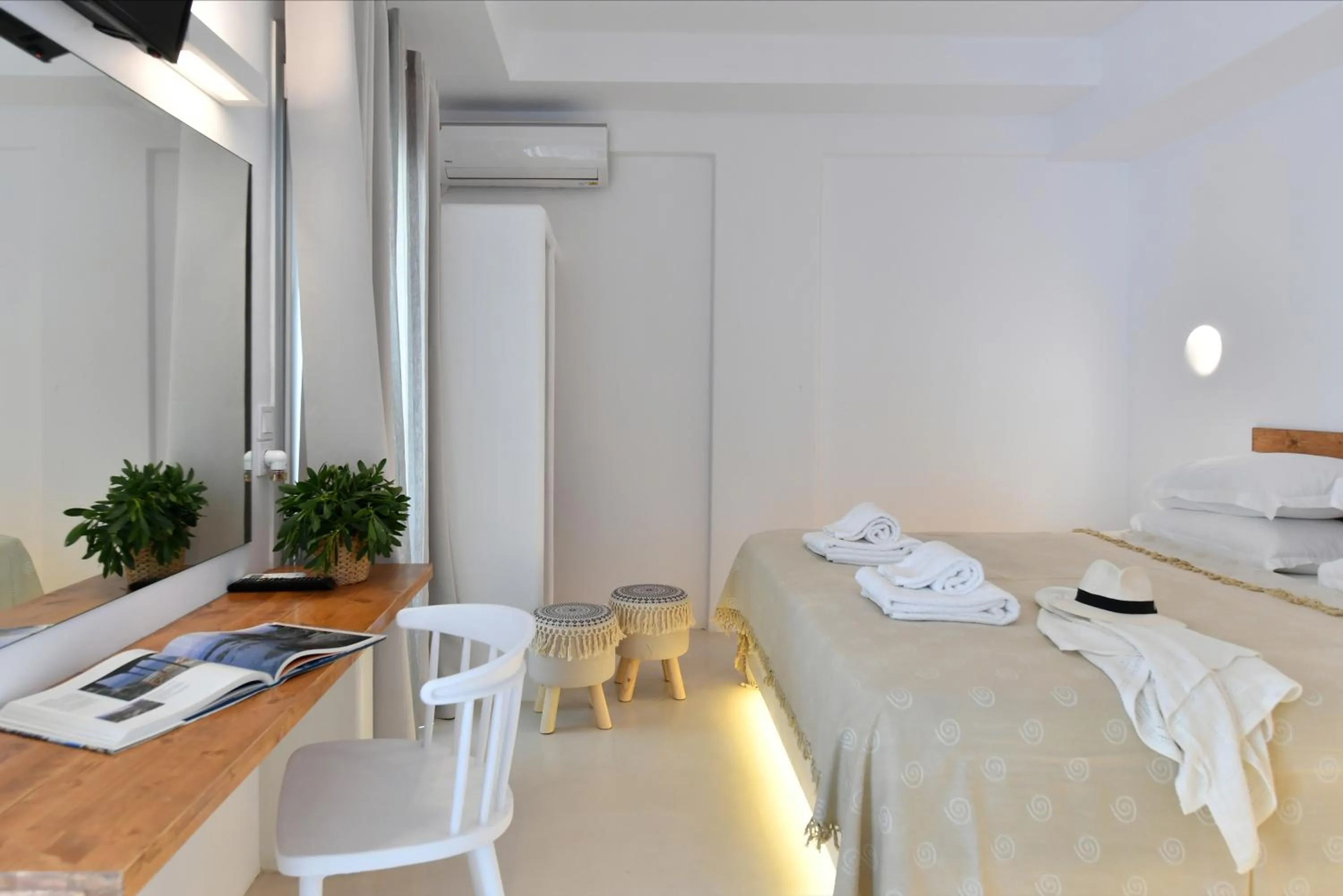 Bed in Ammos Luxury Rooms & Home