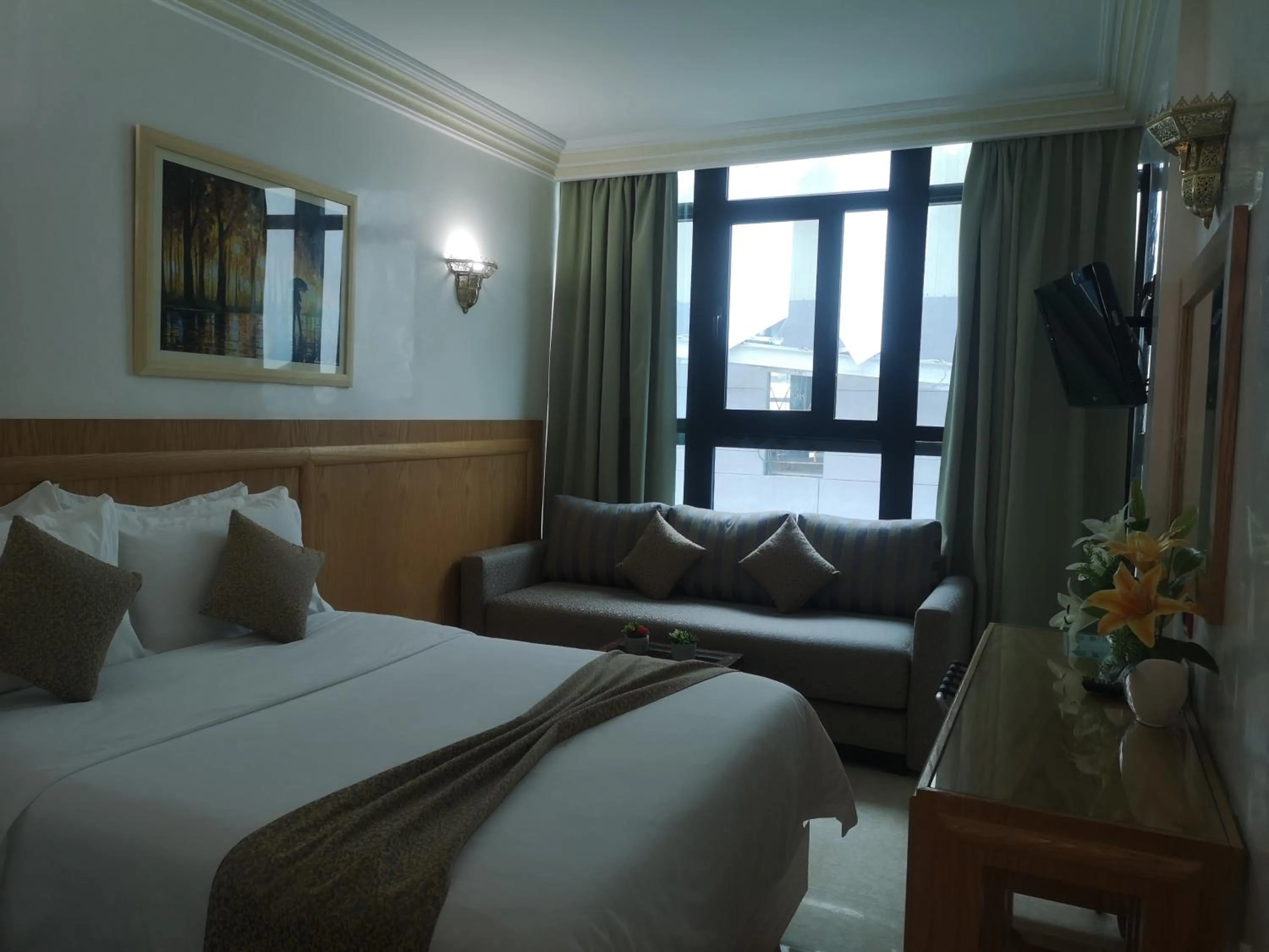 Bed in Majliss Hotel Downtown