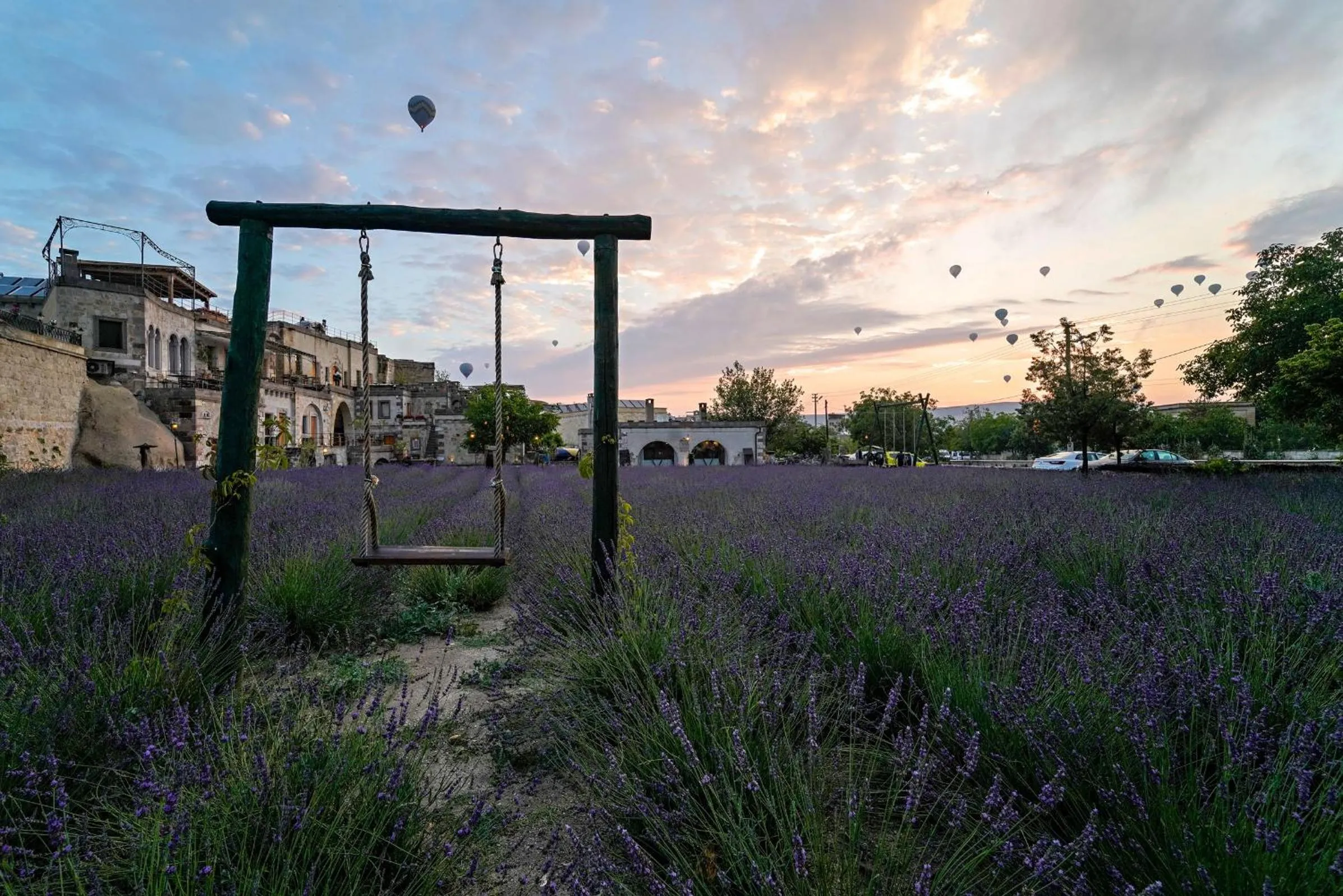 Garden in Design Cave Hotel
