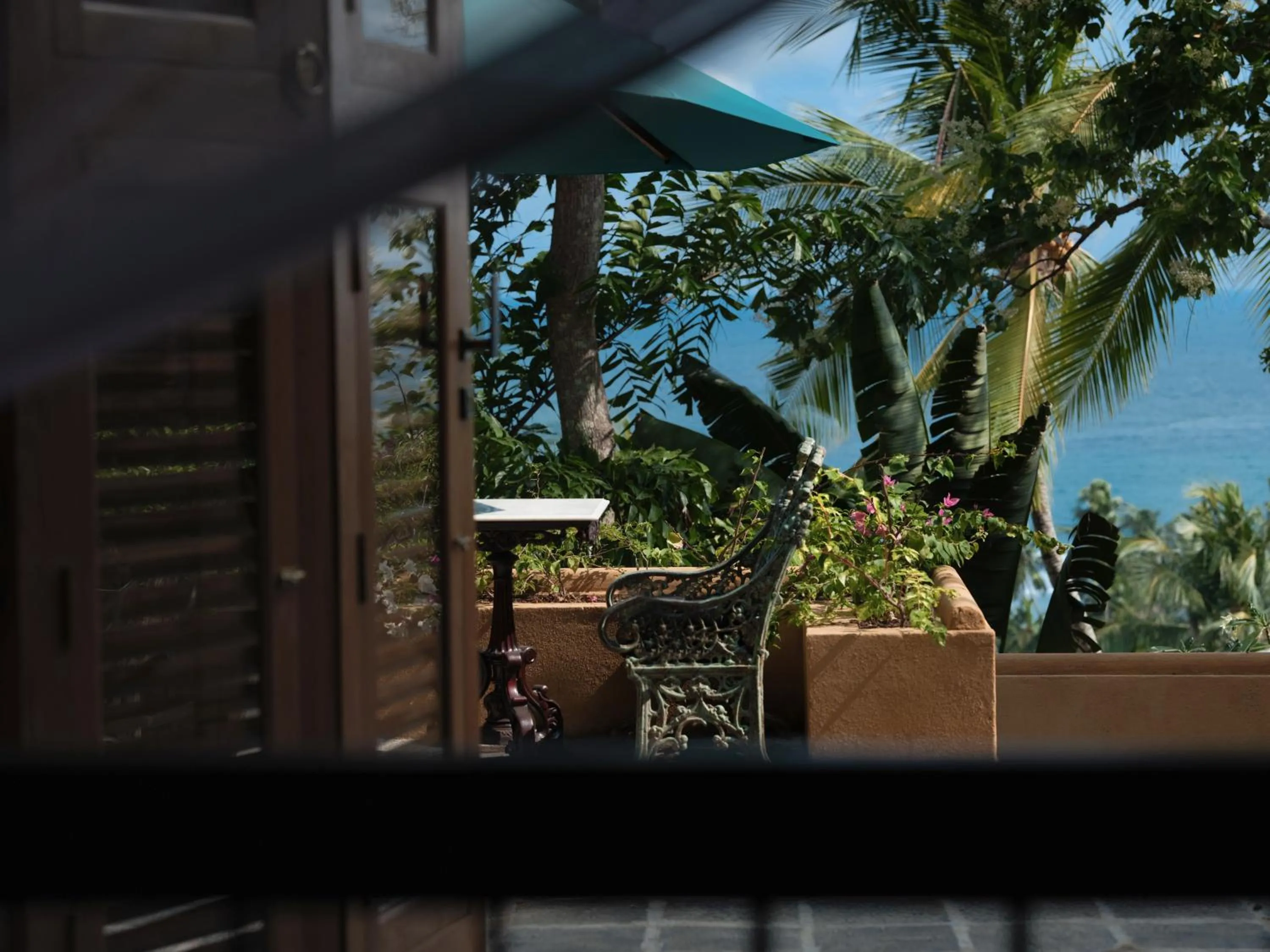 Property building in Villa SPACE