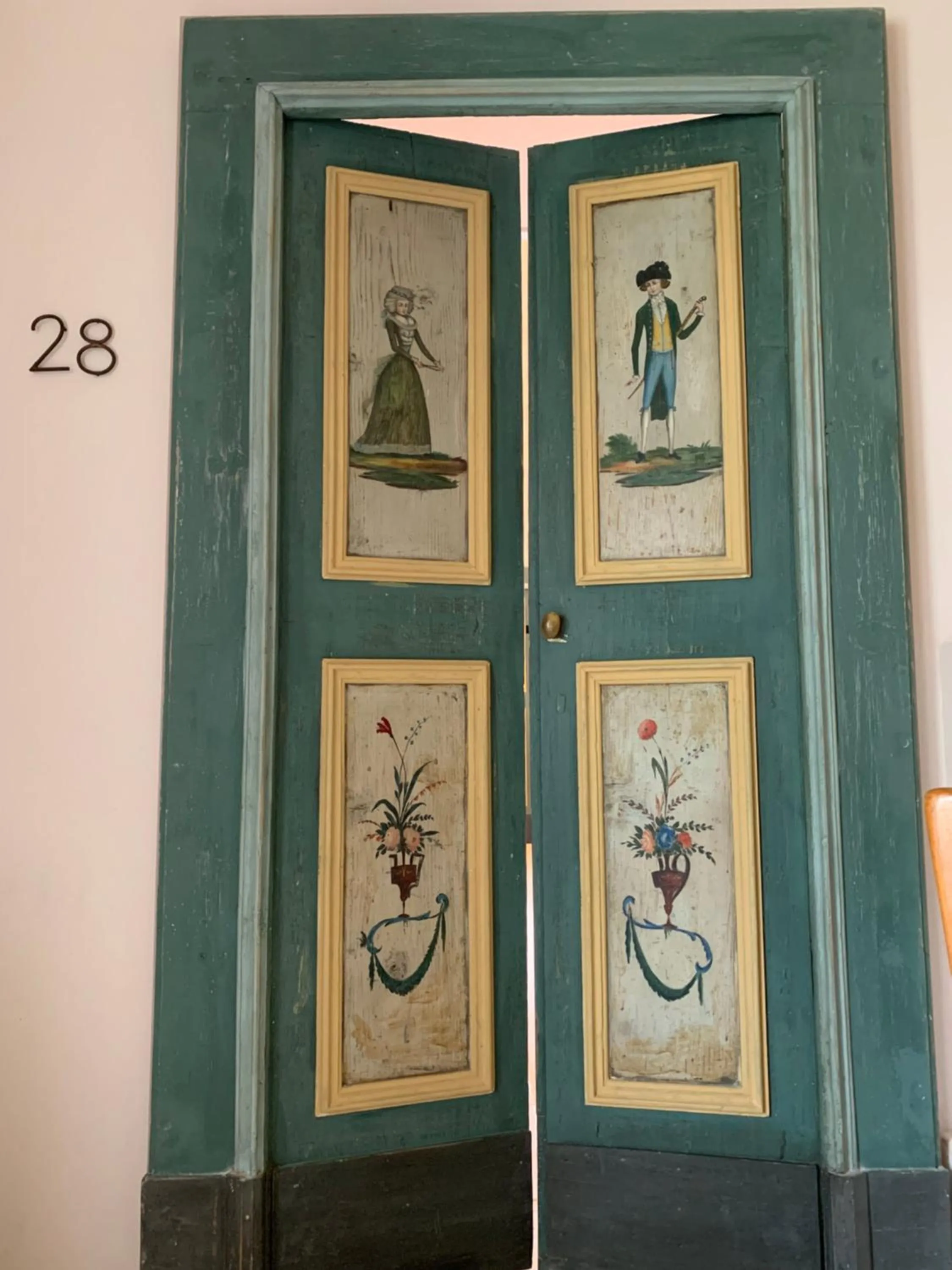 Decorative detail in Masseria Grofoleo