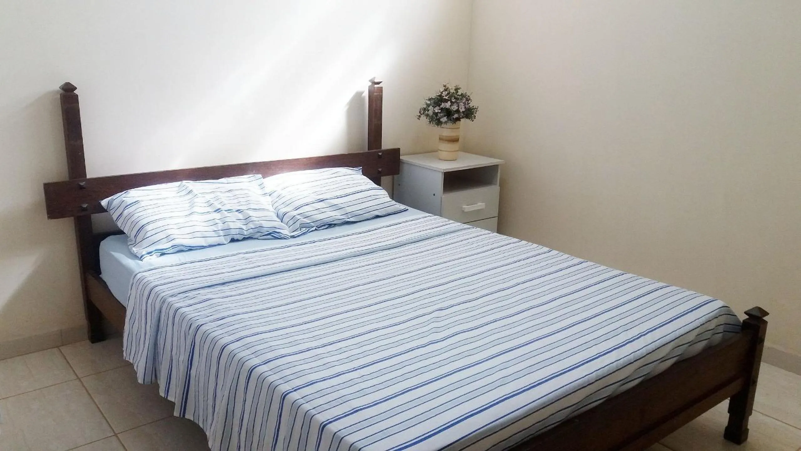 Bed in HoStel de Setiba - HOSPEDARIA OCA RUCA