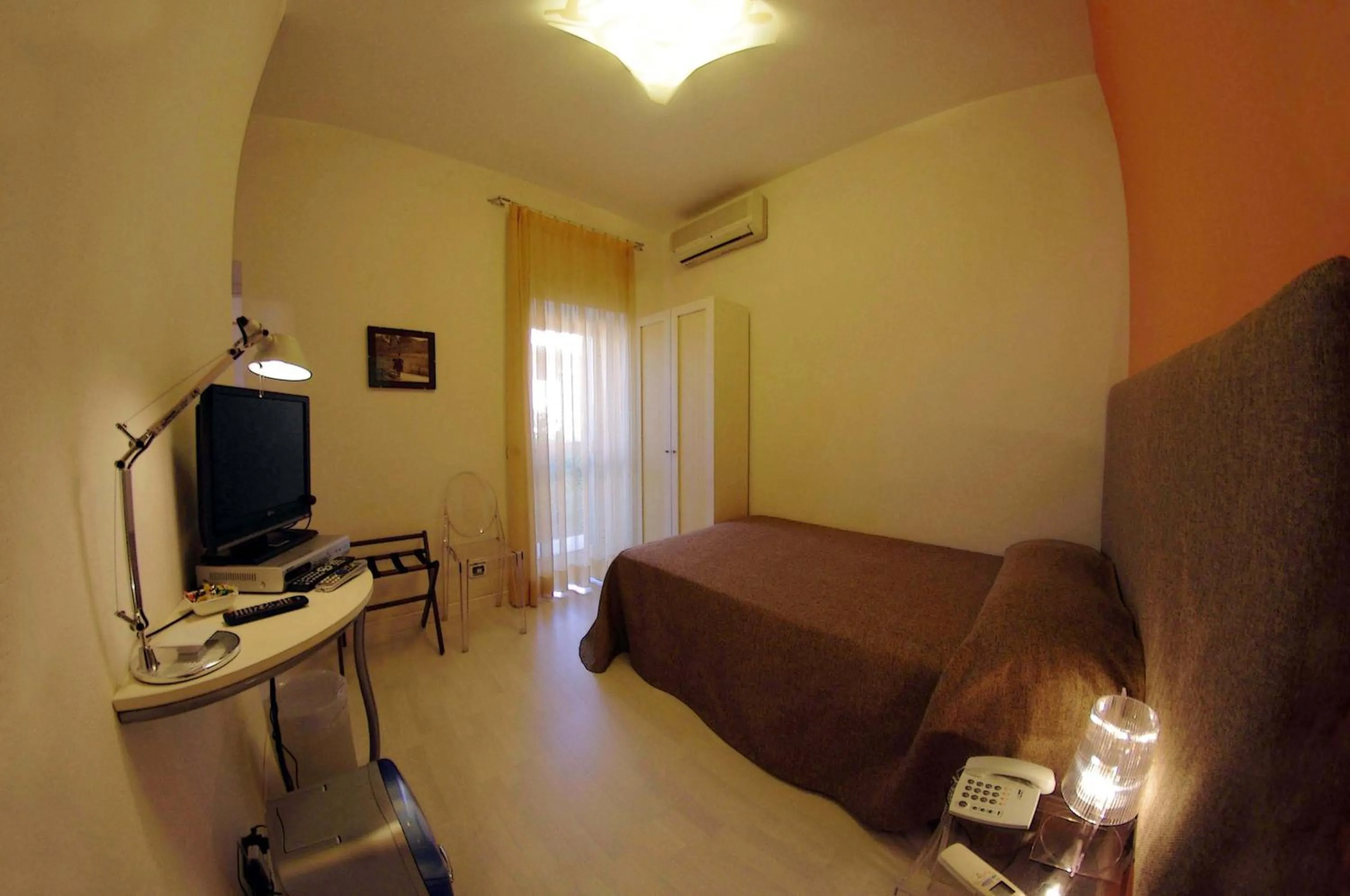 Shower in La Piccola Locanda