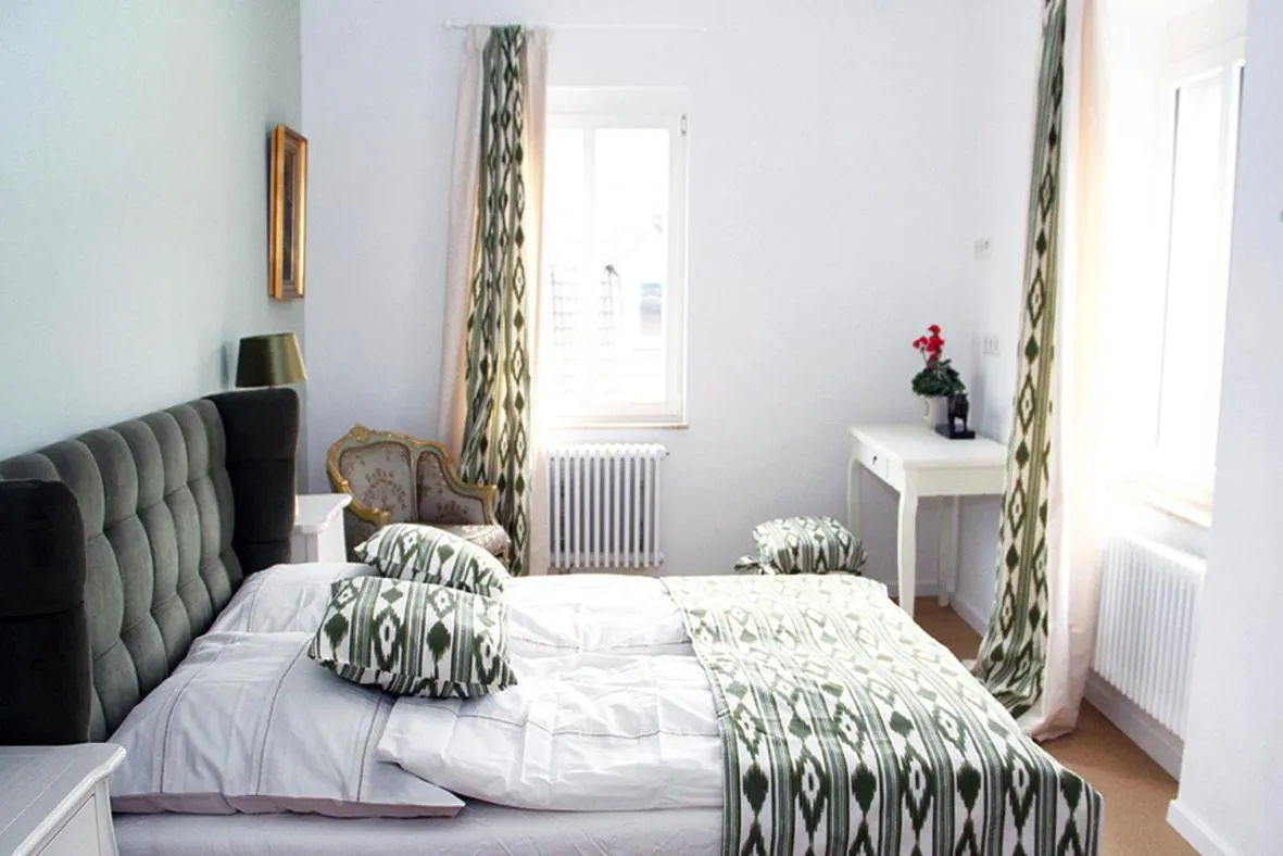 Bed in Boutique-Hotel „Altes Rathaus“