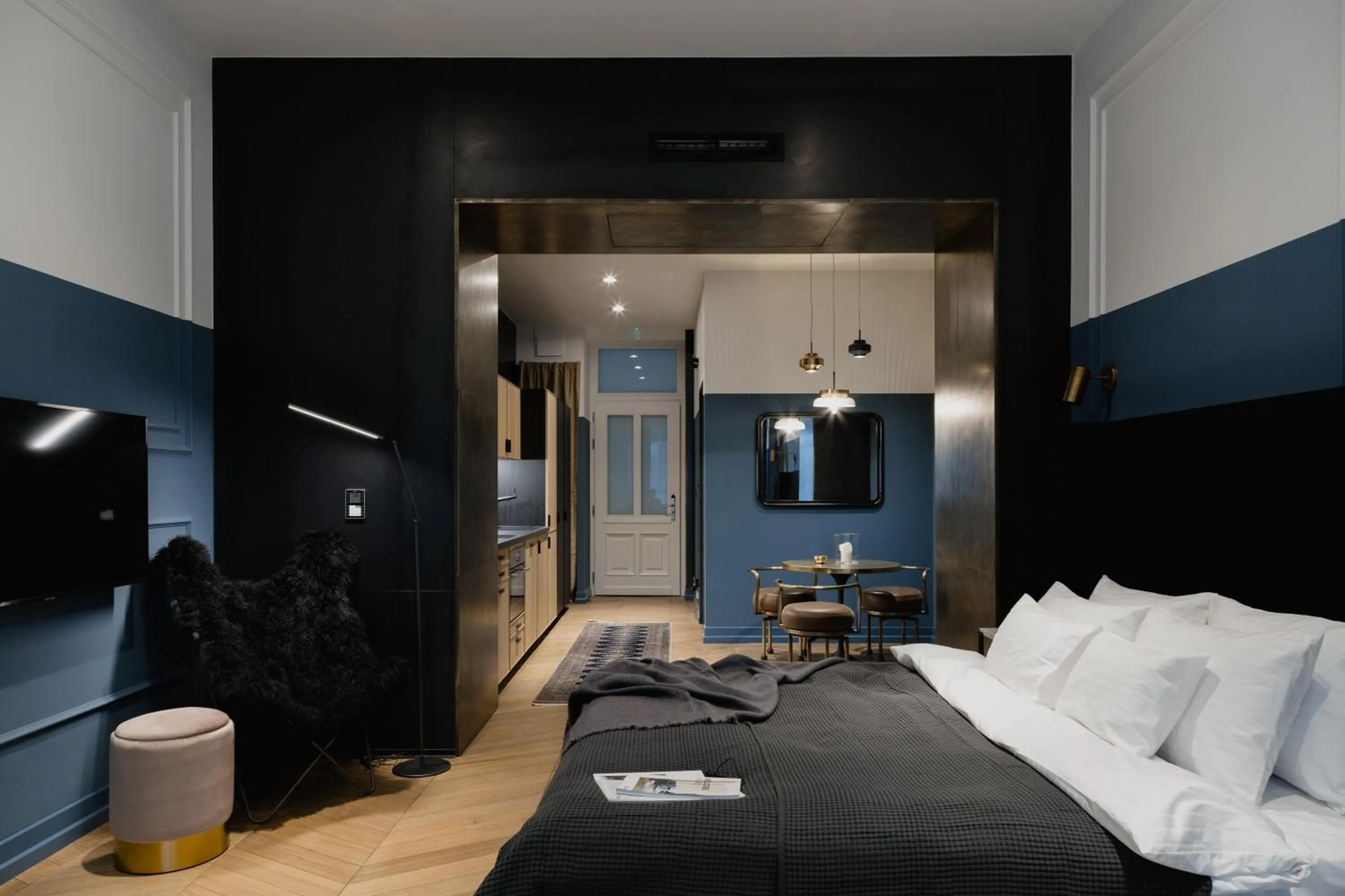 Coffee/tea facilities, Bed in TG Hotel Apartments Budapest