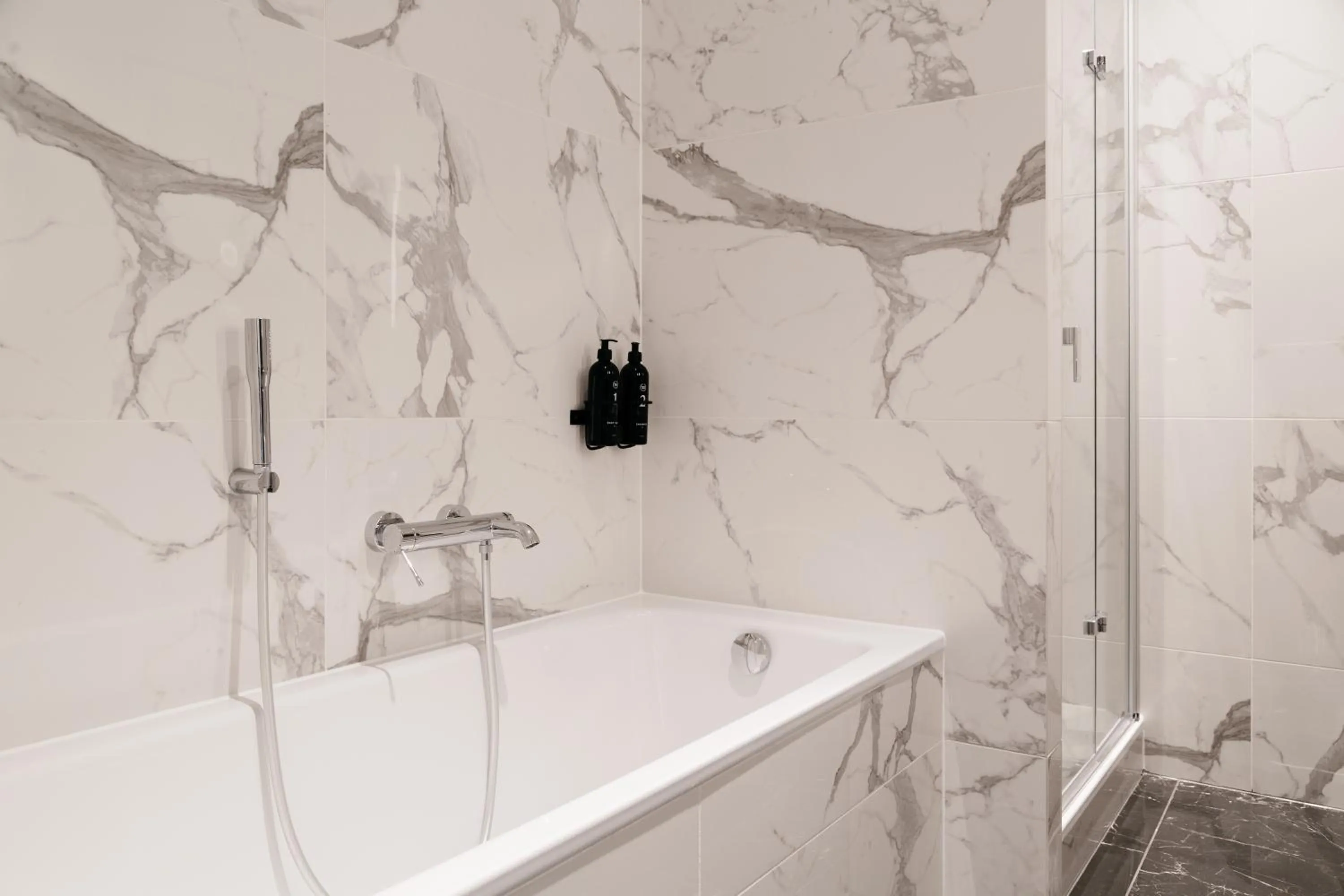 Bathroom in TG Hotel Apartments Budapest