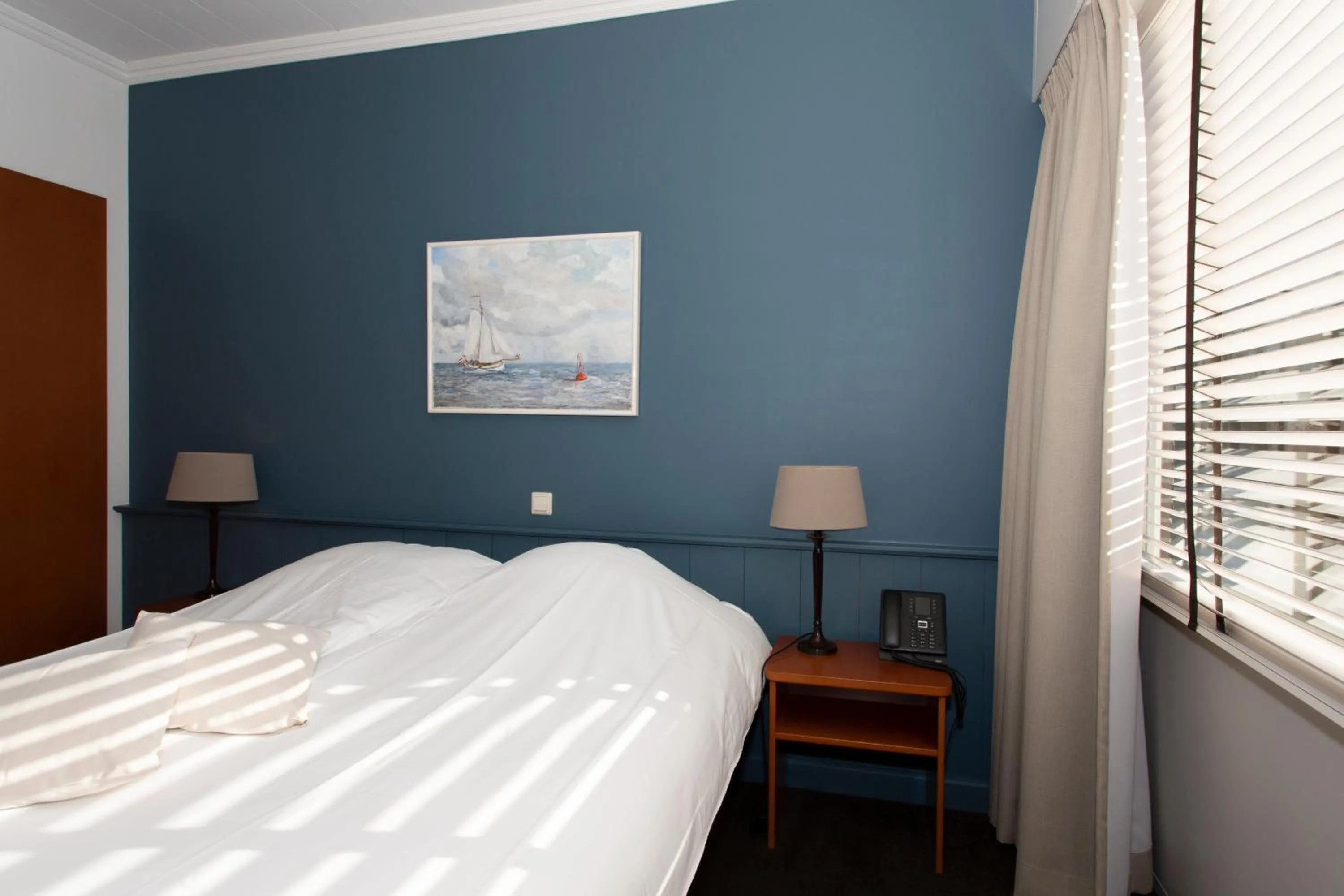 Bedroom, Bed in Restaurant-Hotel de Watergeus