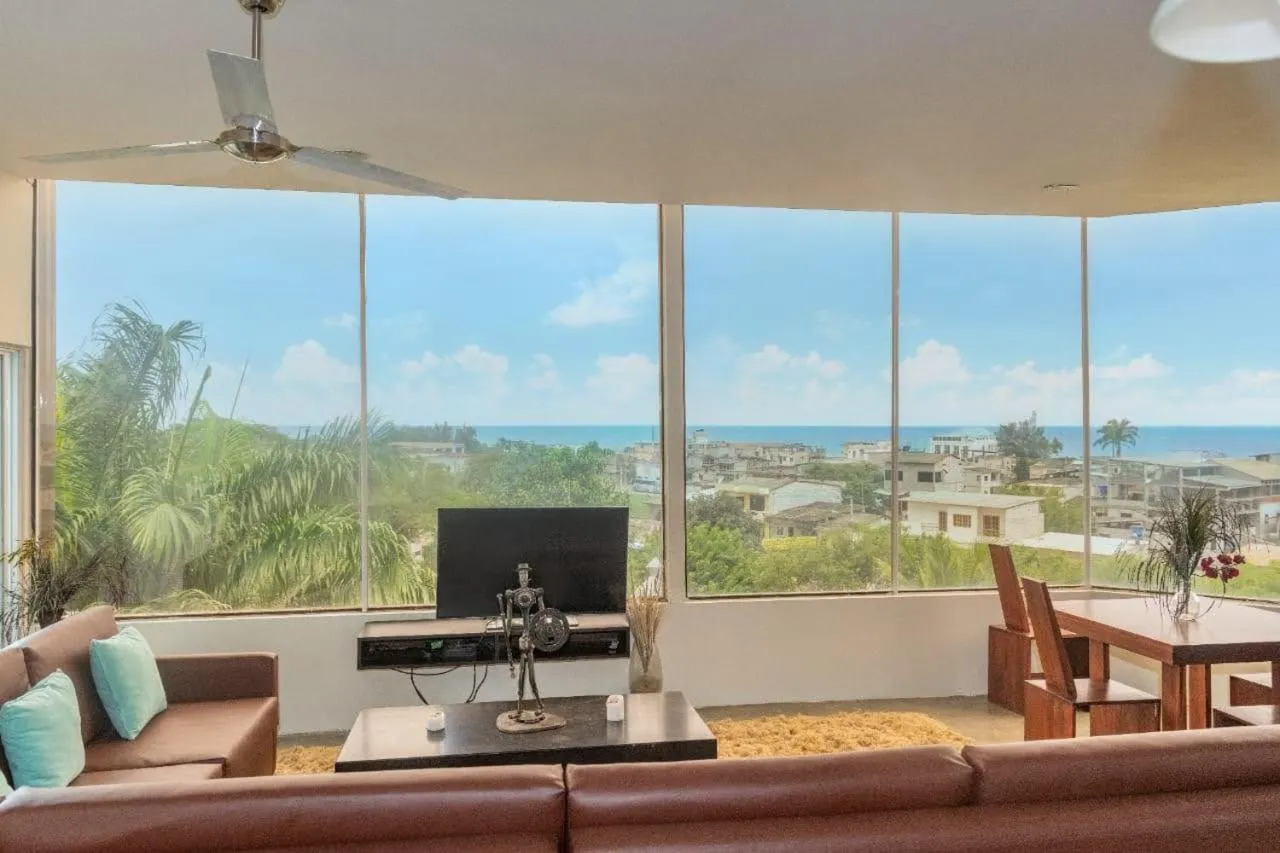 ME Hotel & Villas - Montañita Estates