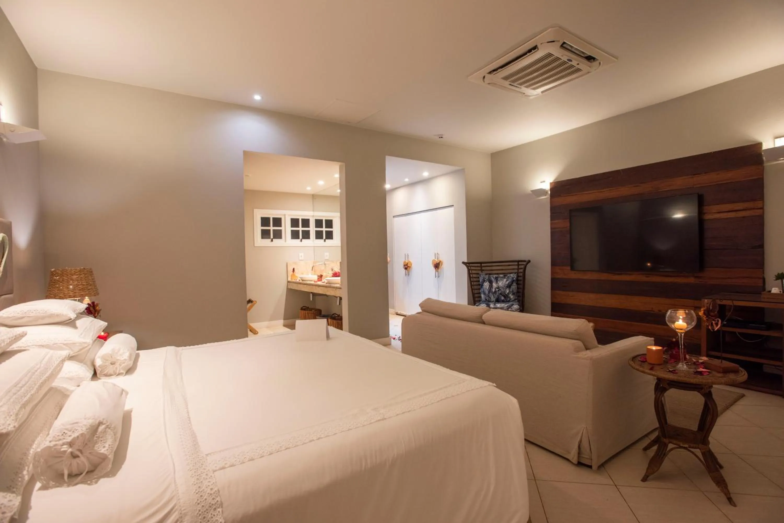 Bedroom, Bed in Pousada Zé Maria