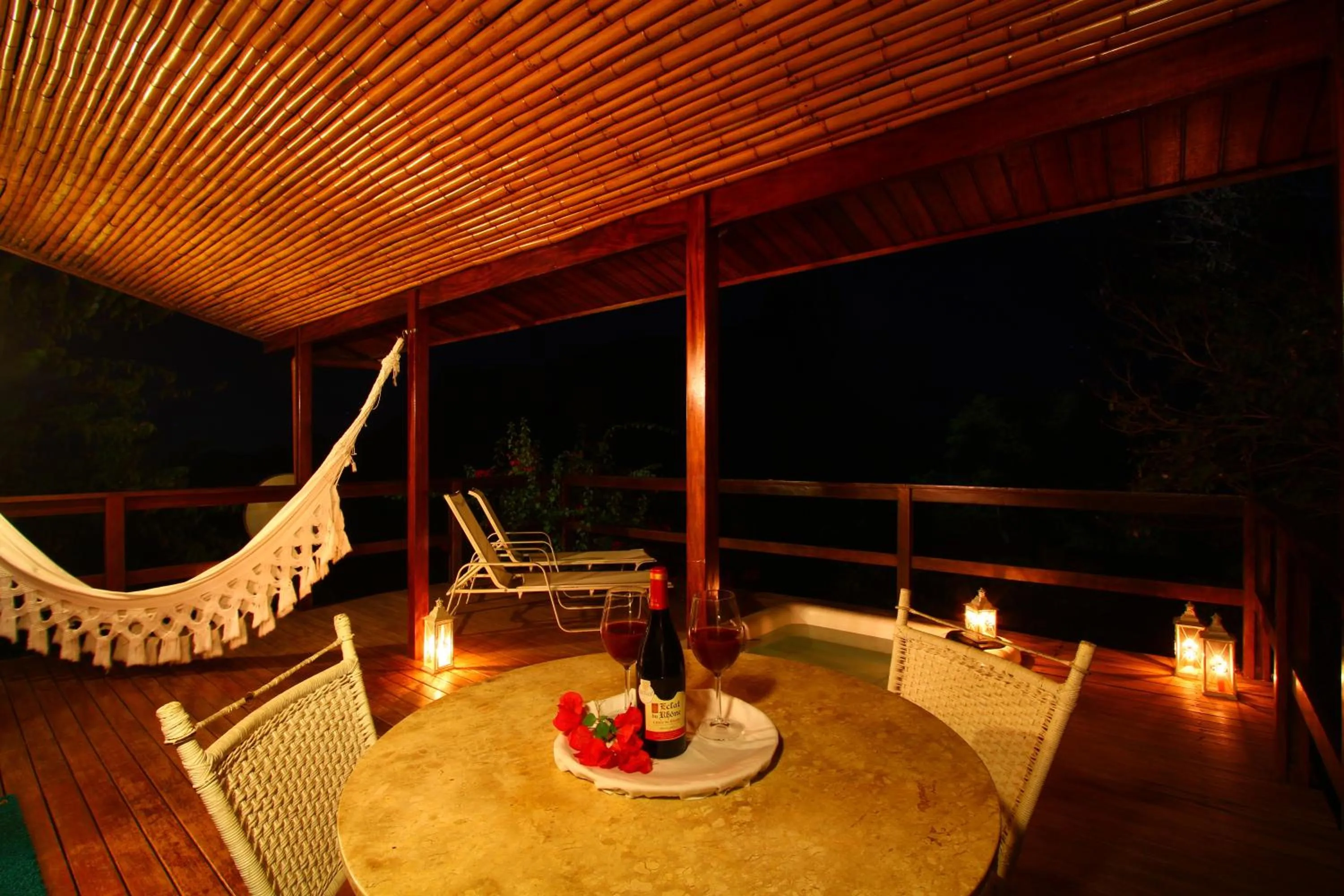 Night in Pousada Zé Maria