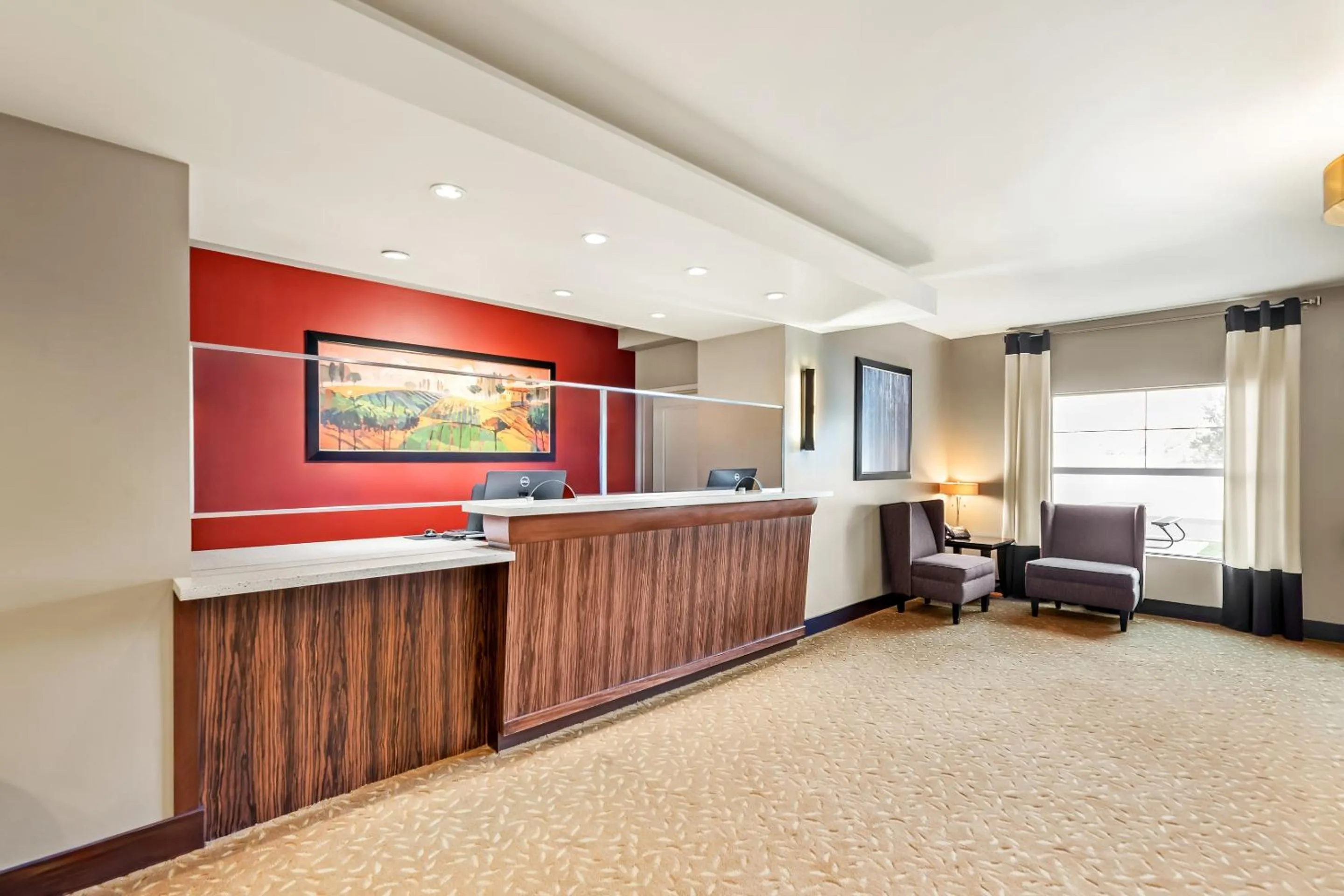 Lobby or reception in Ledgestone Suites Hotel Yakima