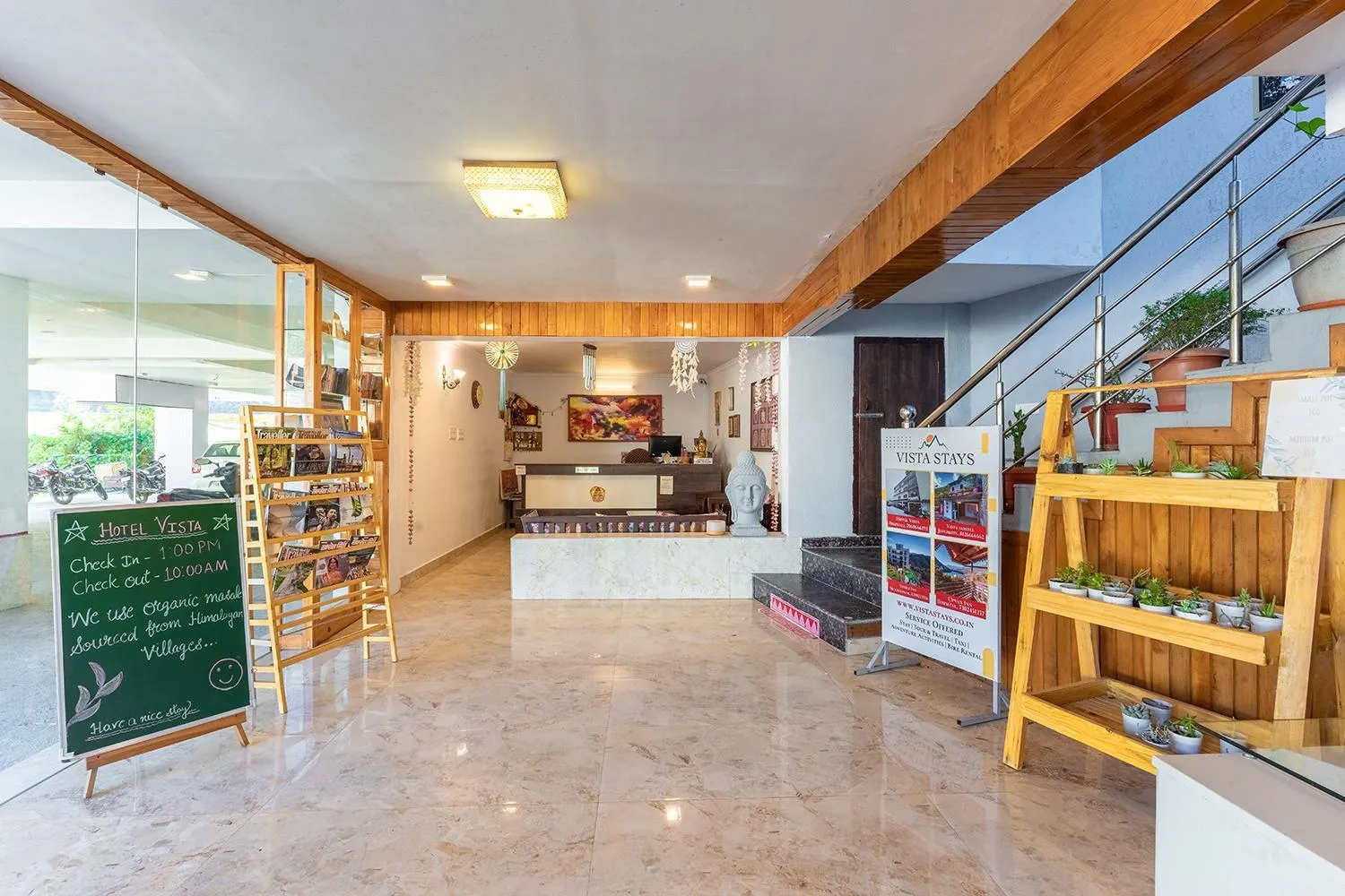 Lobby or reception in Hotel Vista Bhowali, Nainital - Vegetarian