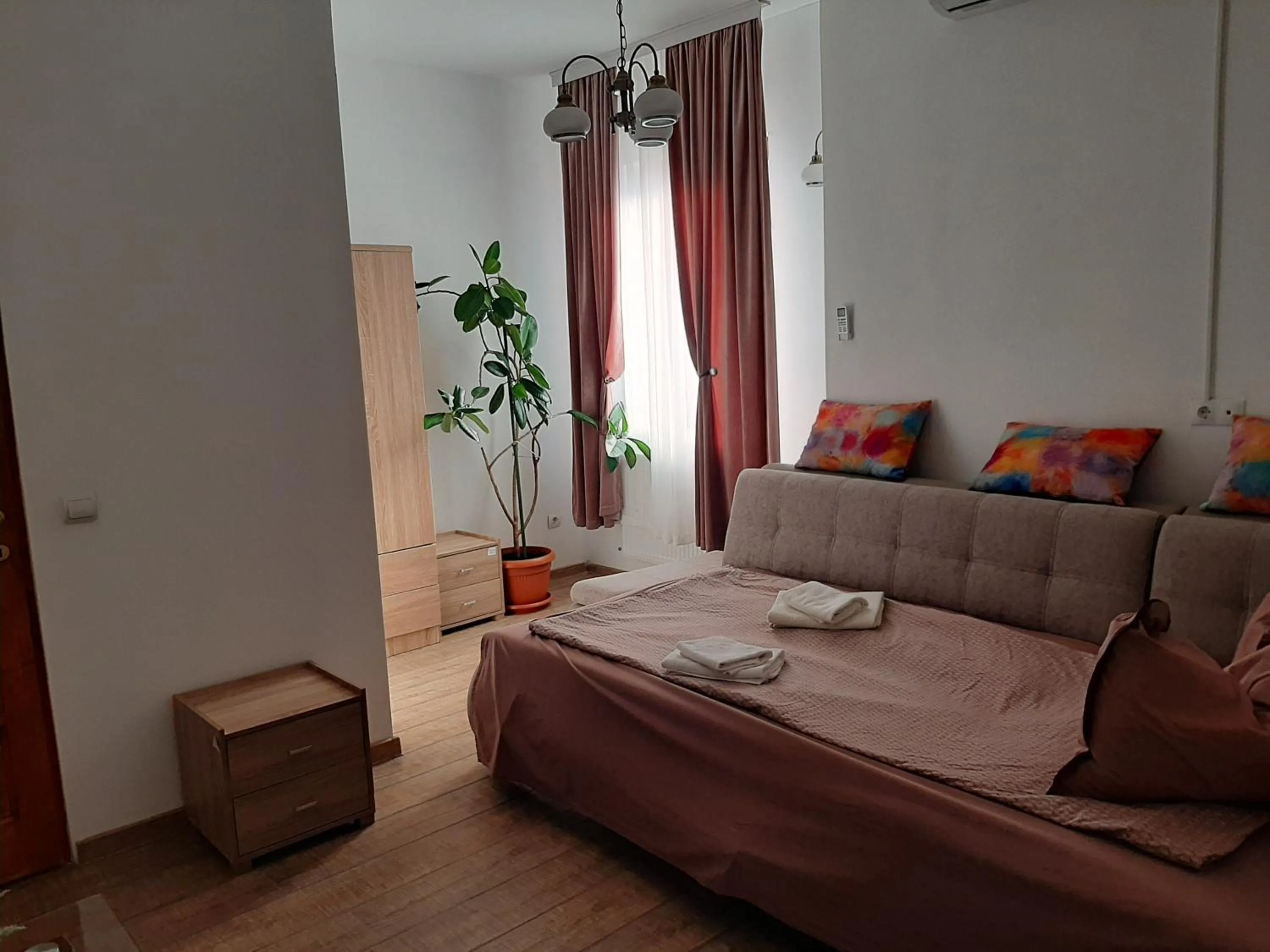 Living room, Bed in Vila Fortuna Auri