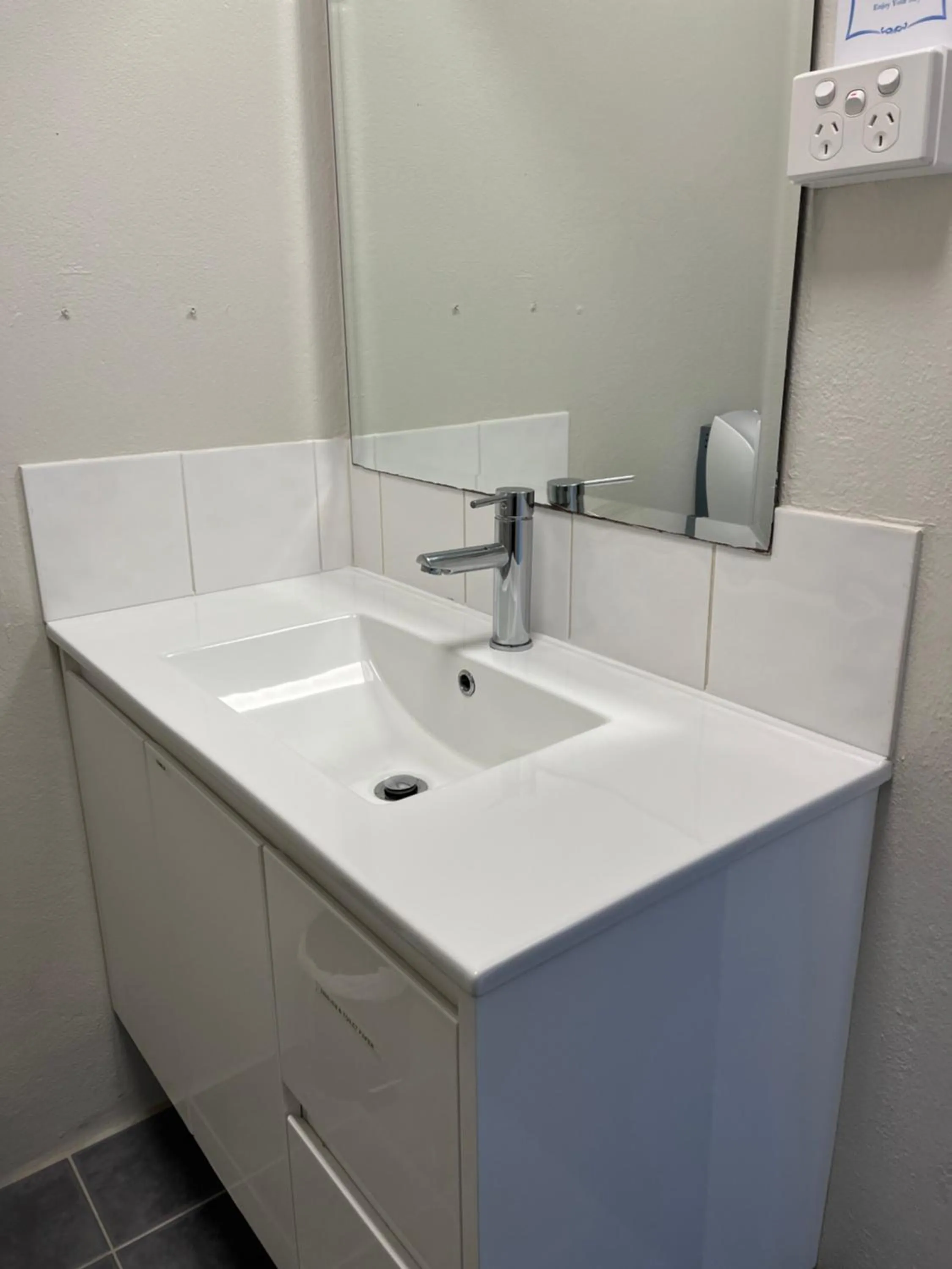 Heemskirk Motor Hotel