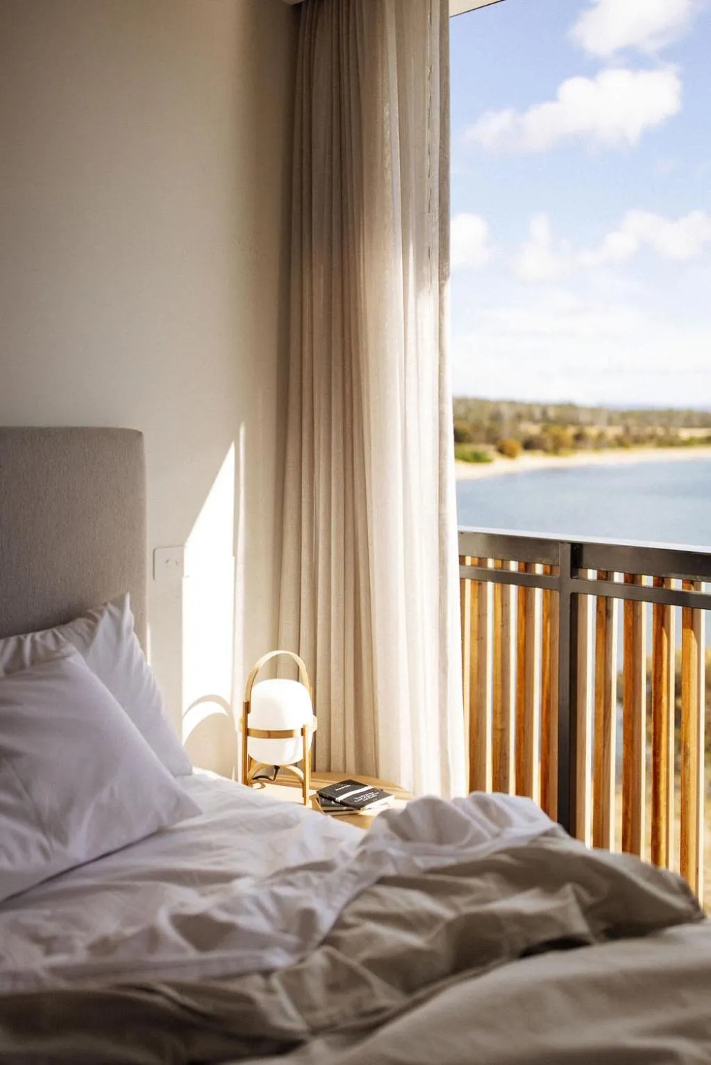 Natural landscape, Bed in Piermont Retreat