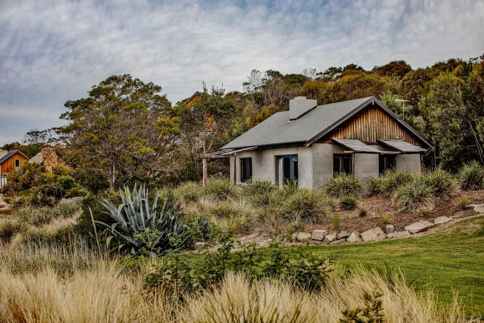 Property building in Piermont Retreat