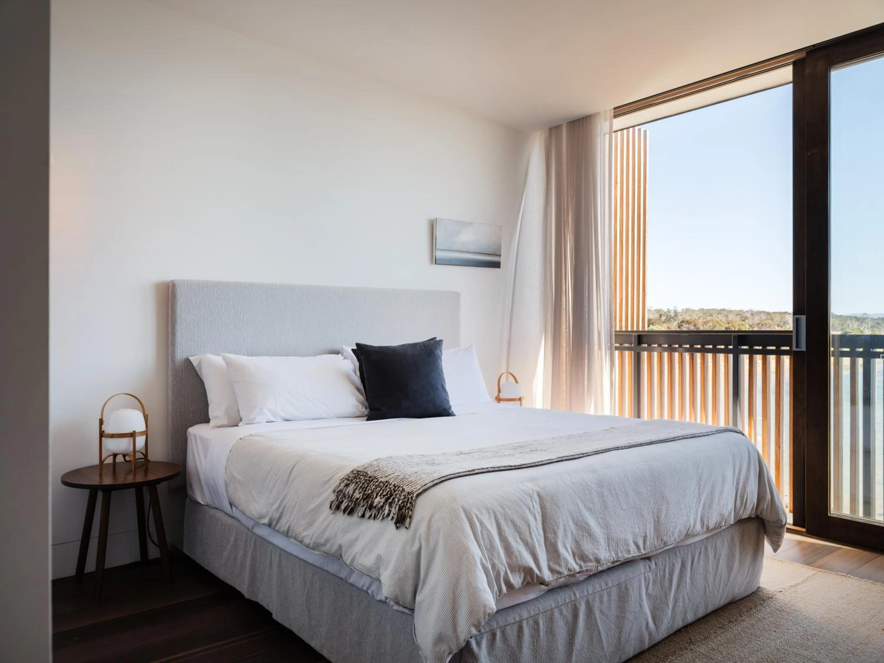 Bed in Piermont Retreat