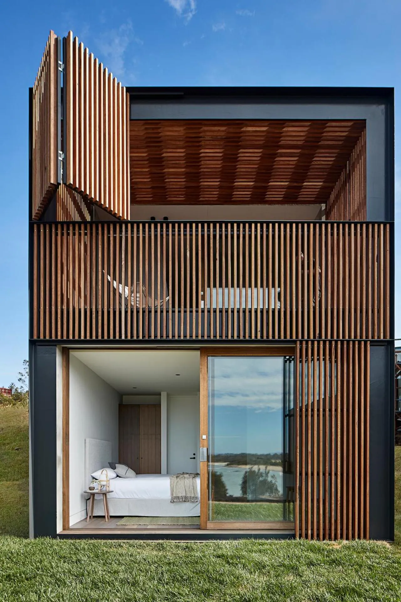 Property building in Piermont Retreat