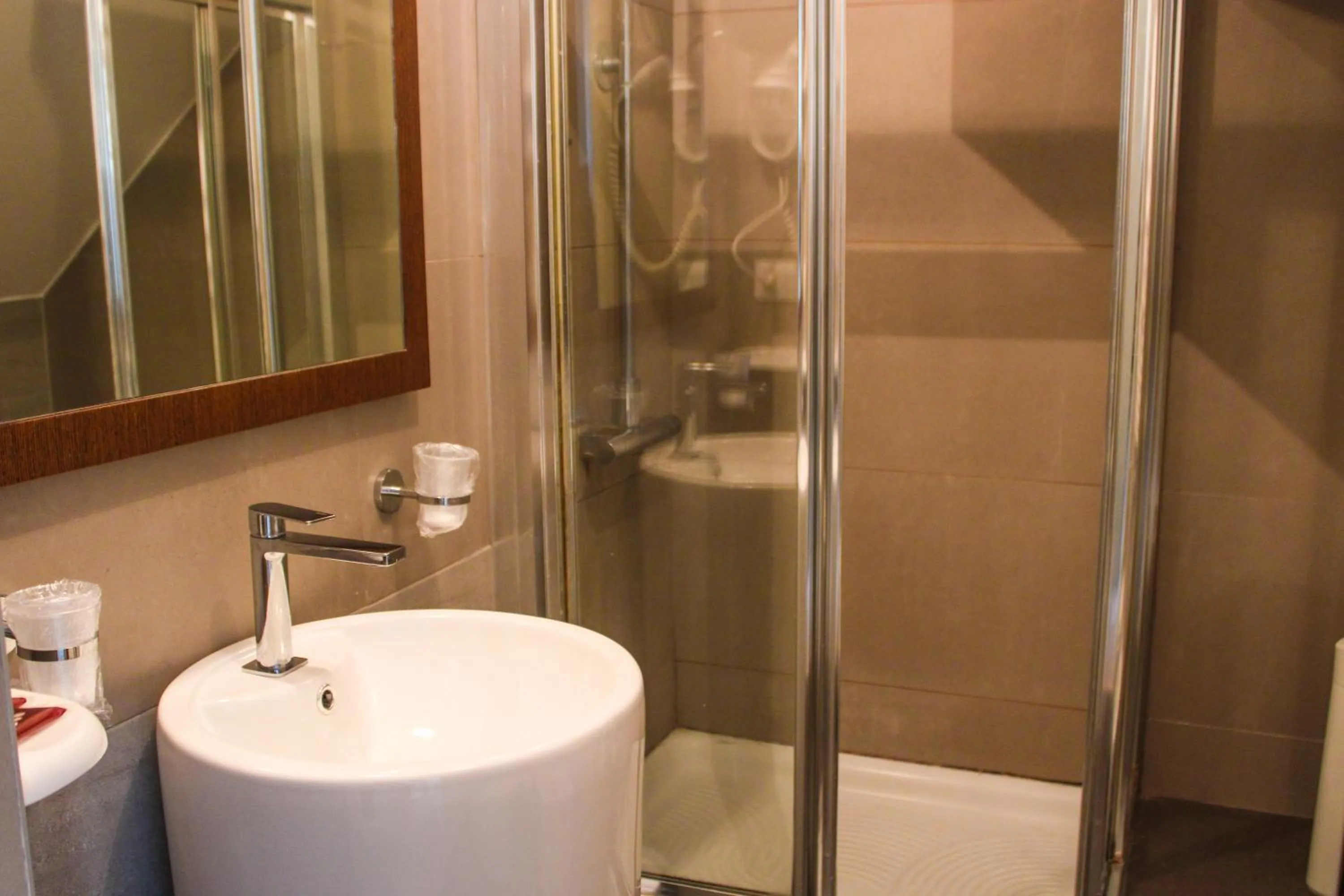 Shower in Al Canal Regio - Guest House