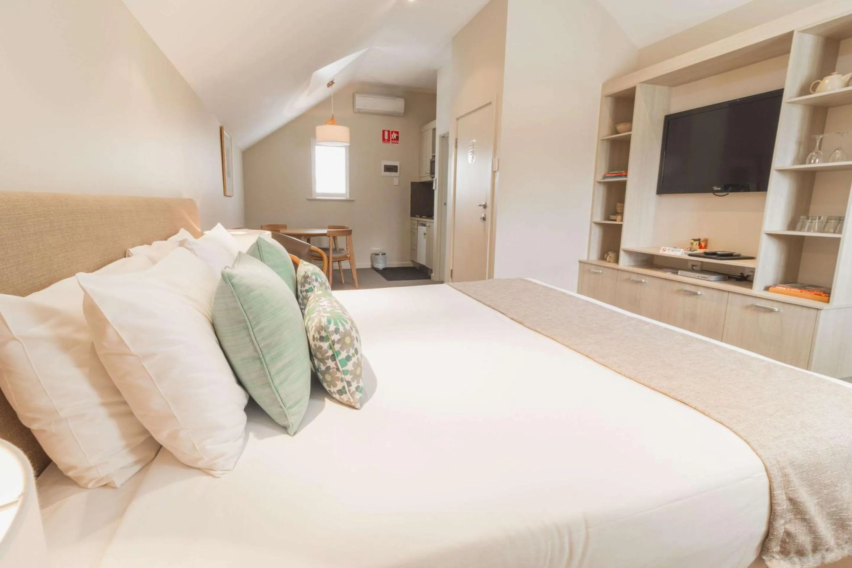 Bedroom, Bed in The Studios By Manna, Ascend Hotel Collection