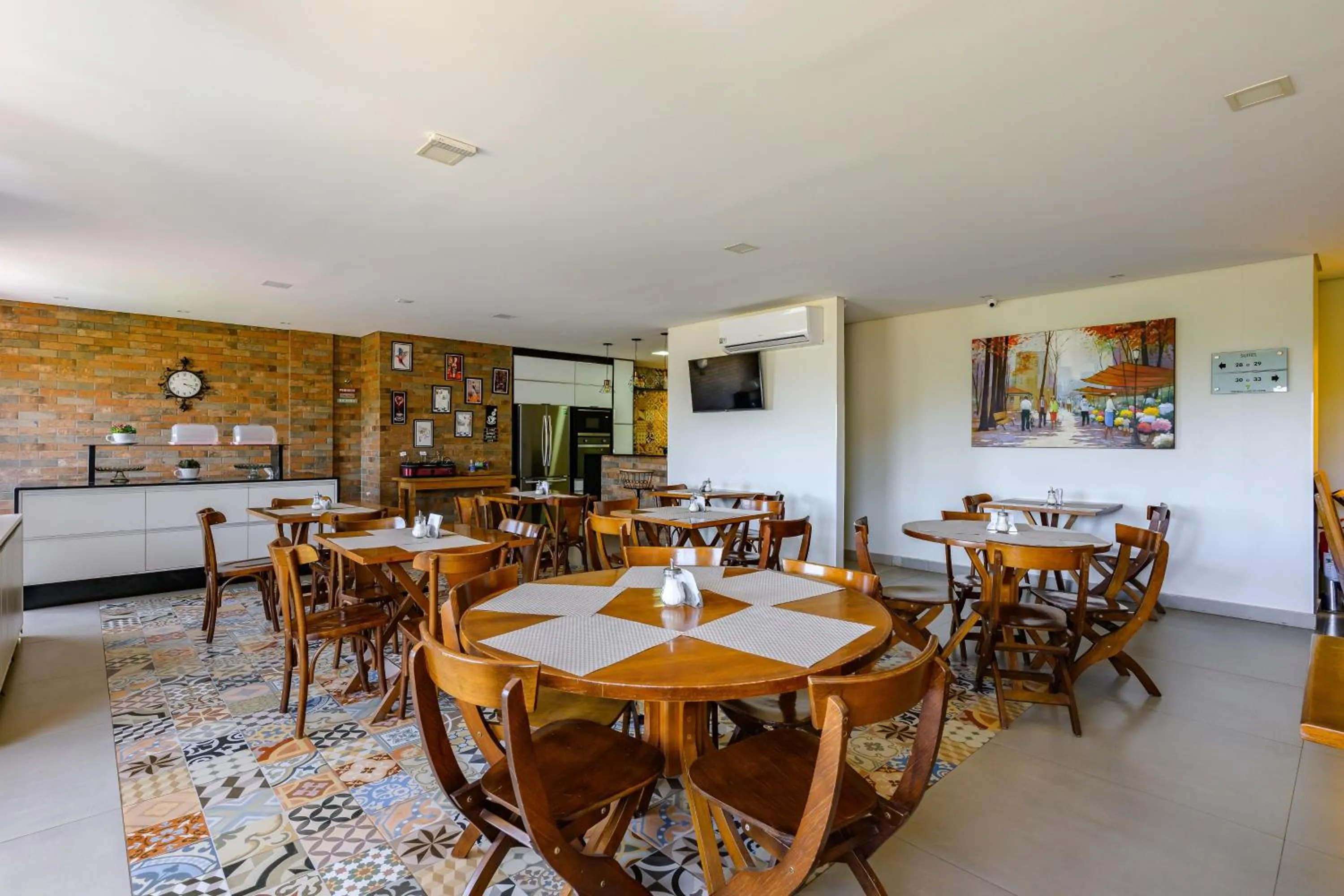 Restaurant/places to eat in OYO Tropical Confort Hotel, Brasilia