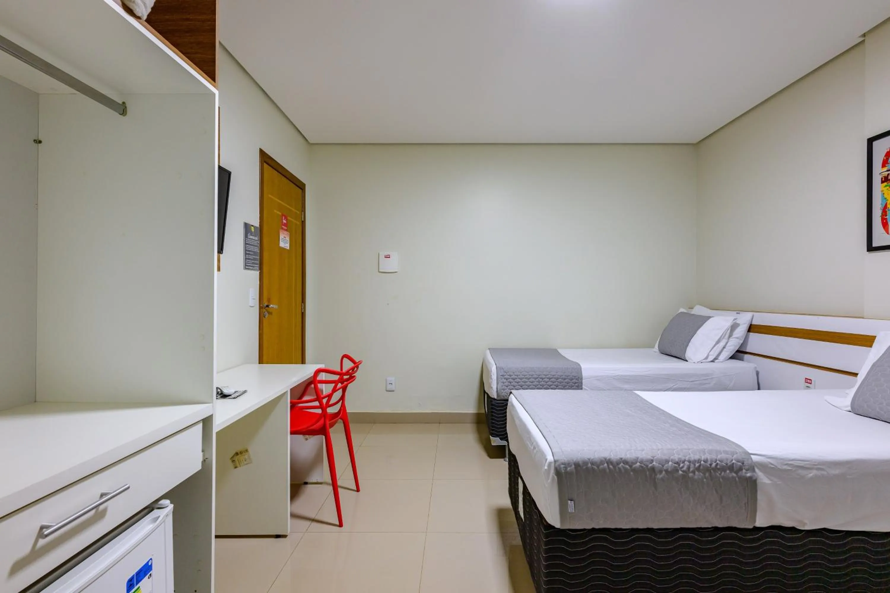 Bedroom, Bed in OYO Tropical Confort Hotel, Brasilia