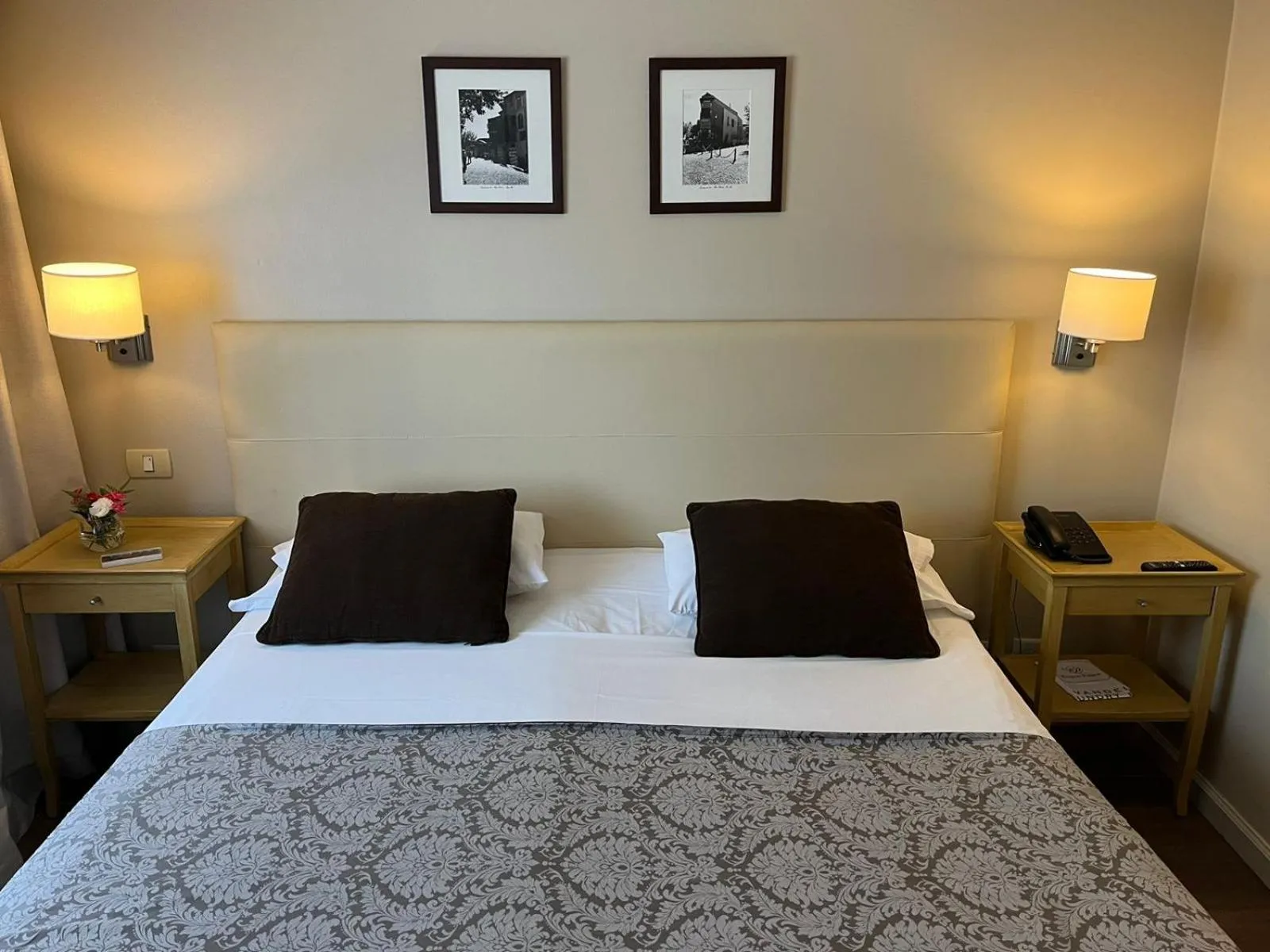 Bed in Kenton Palace Bariloche