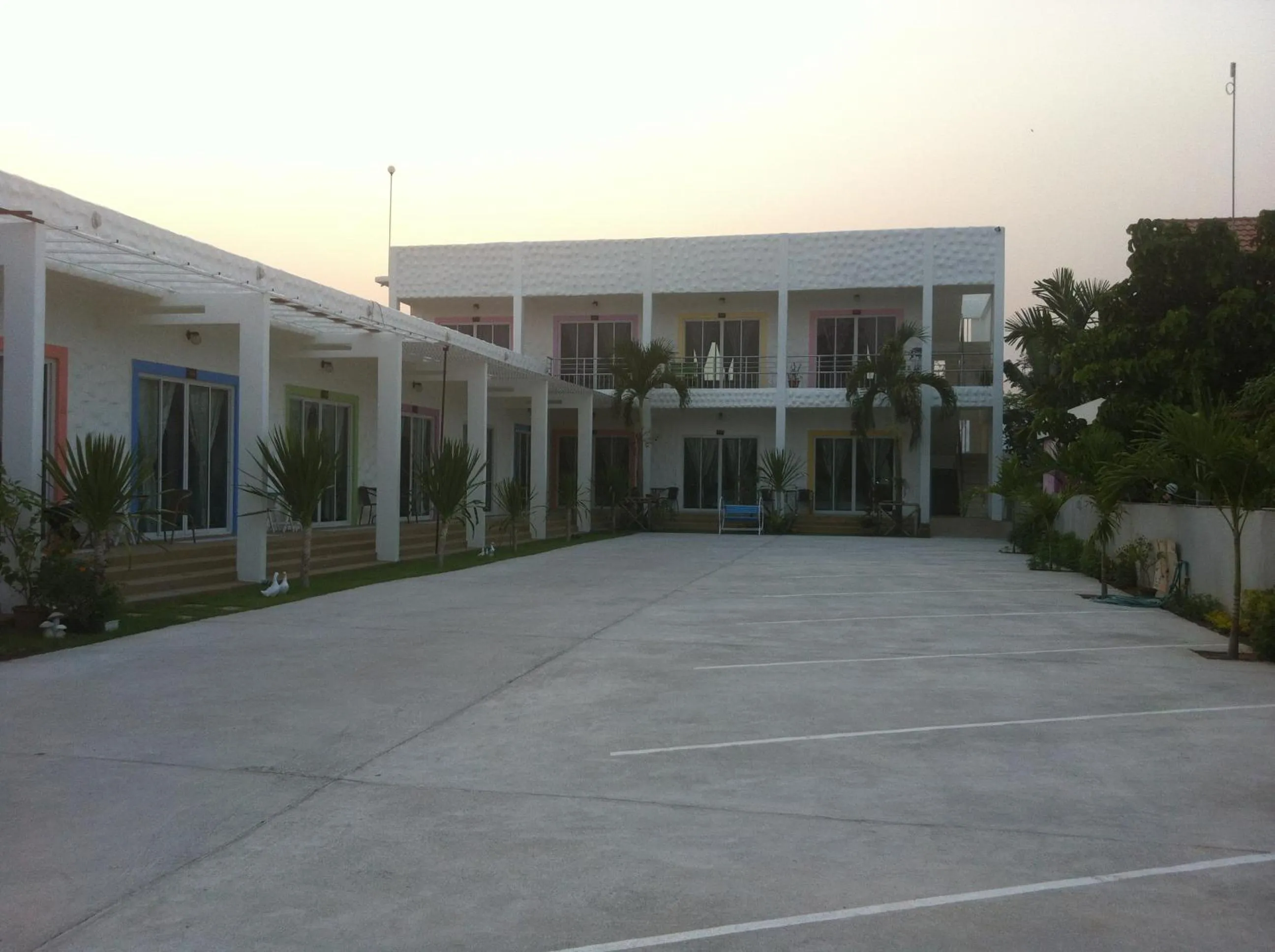 BaanChomJan @ Suanphung