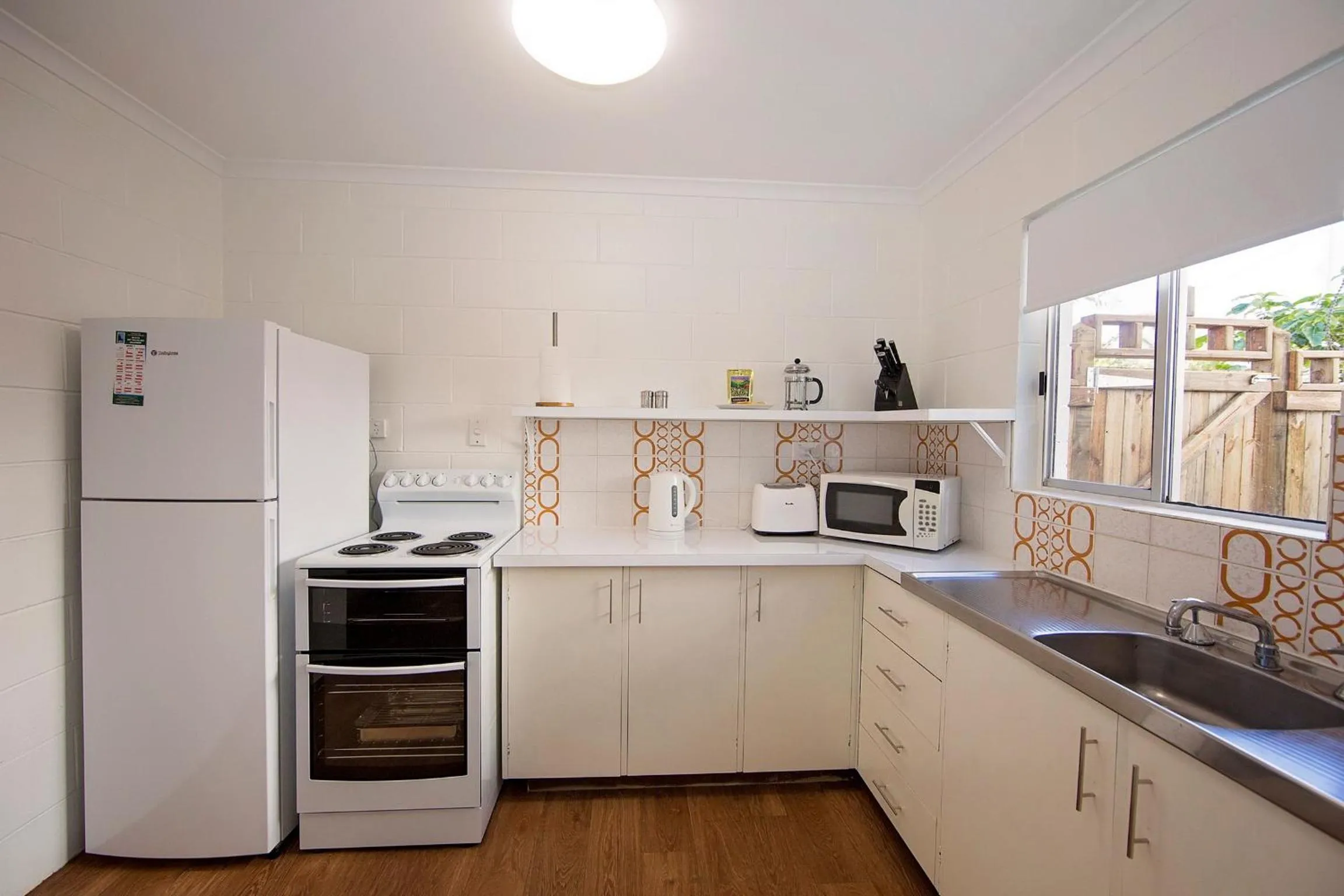 Kitchen or kitchenette in Apollo Jewel Beachfront Apartments