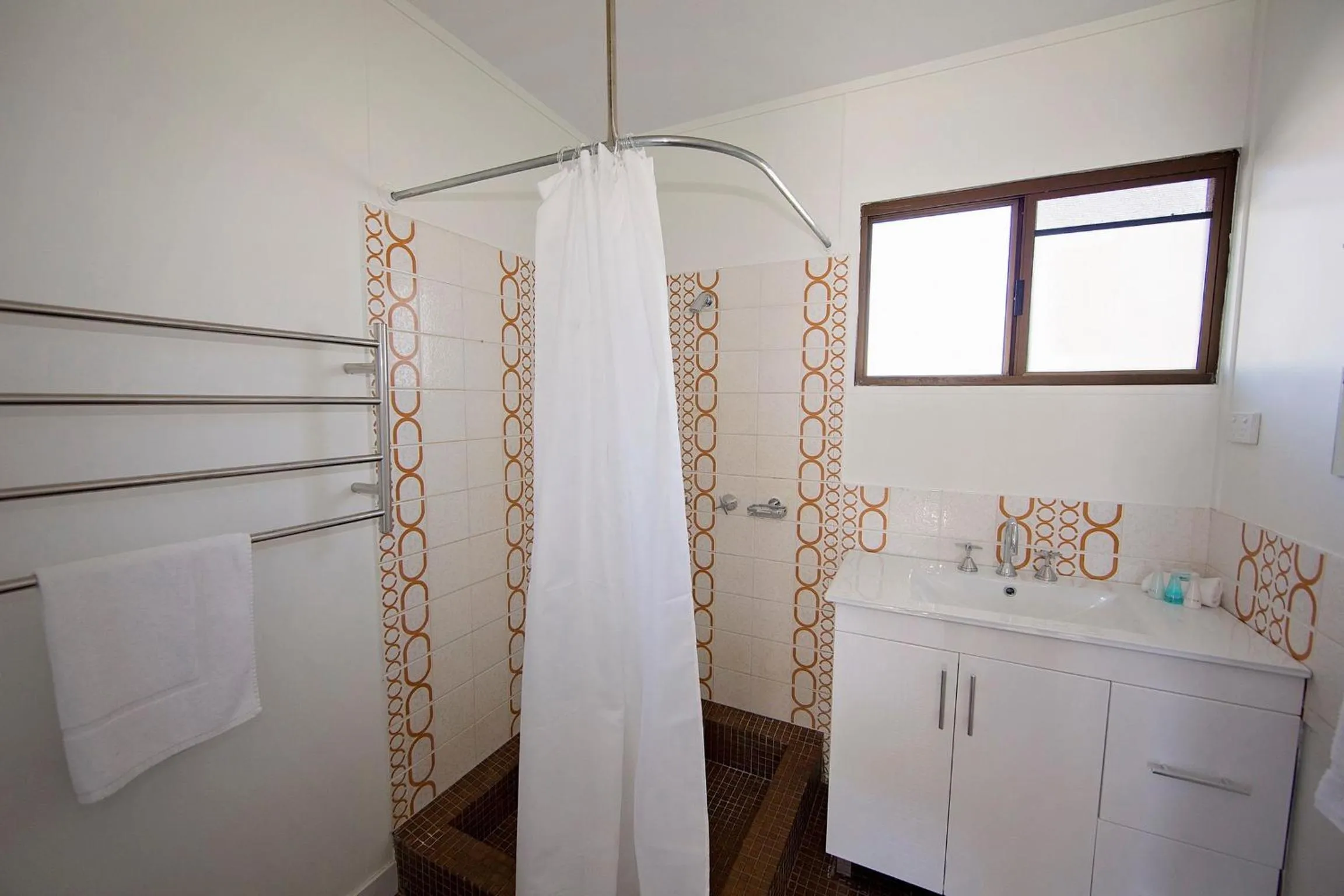 Kitchen or kitchenette in Apollo Jewel Beachfront Apartments