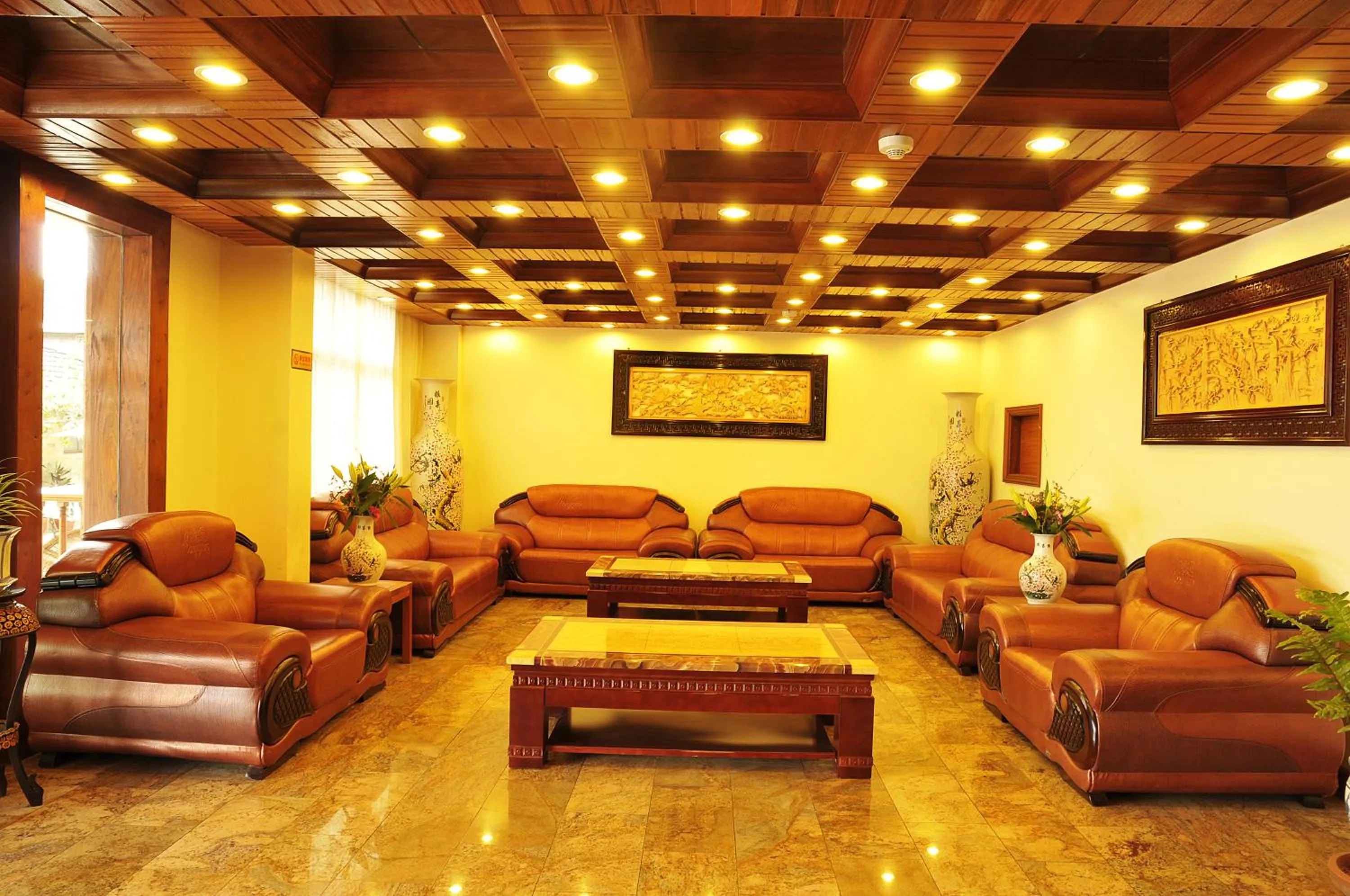 Lobby or reception in Eastland Hotel