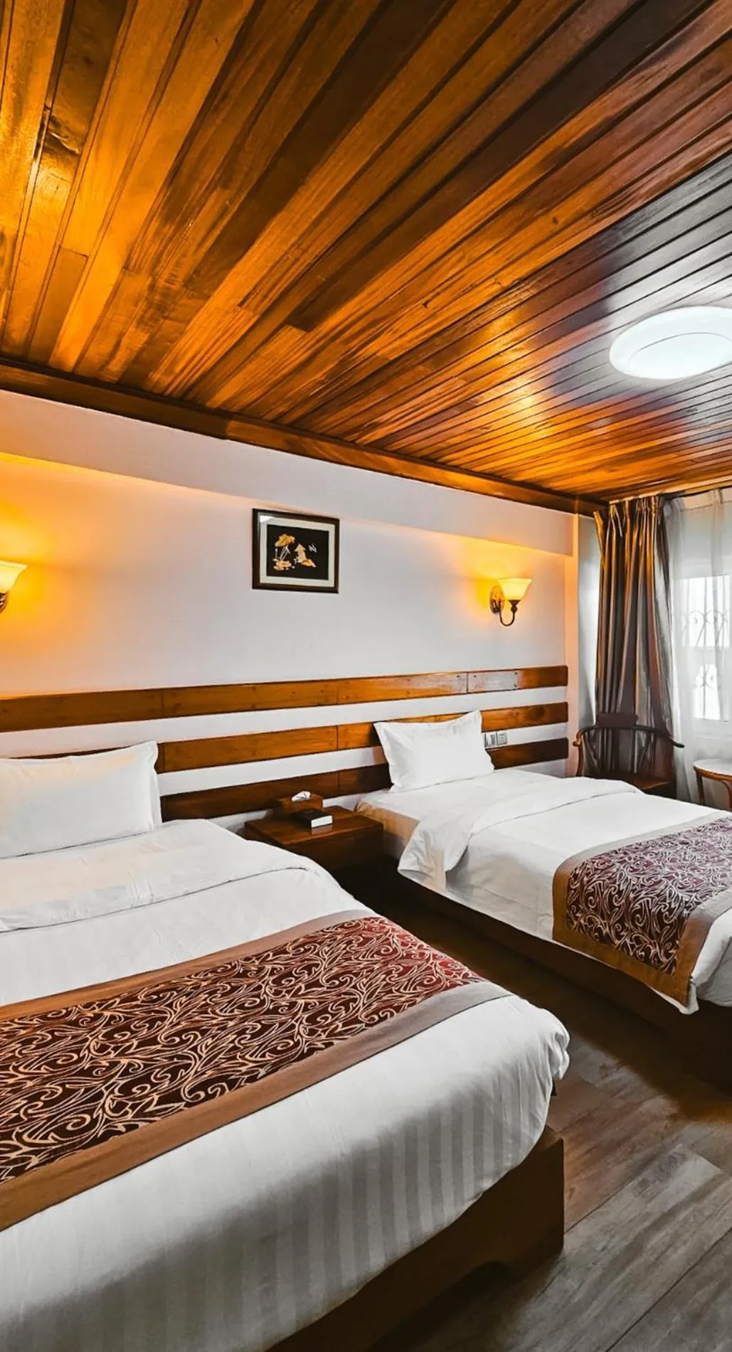 Bed in Eastland Hotel