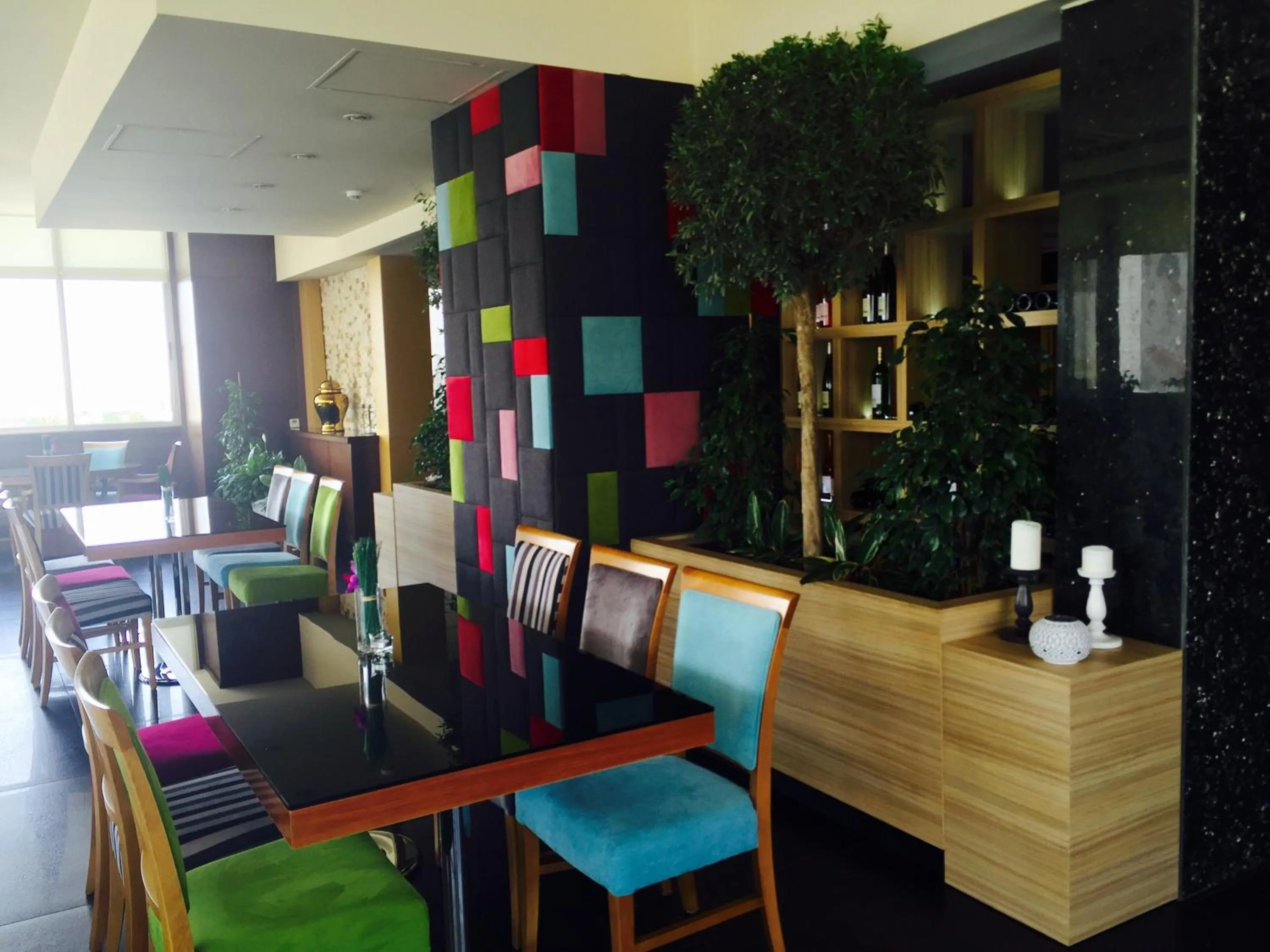 Restaurant/places to eat in Grand Palace Hotel Erbil