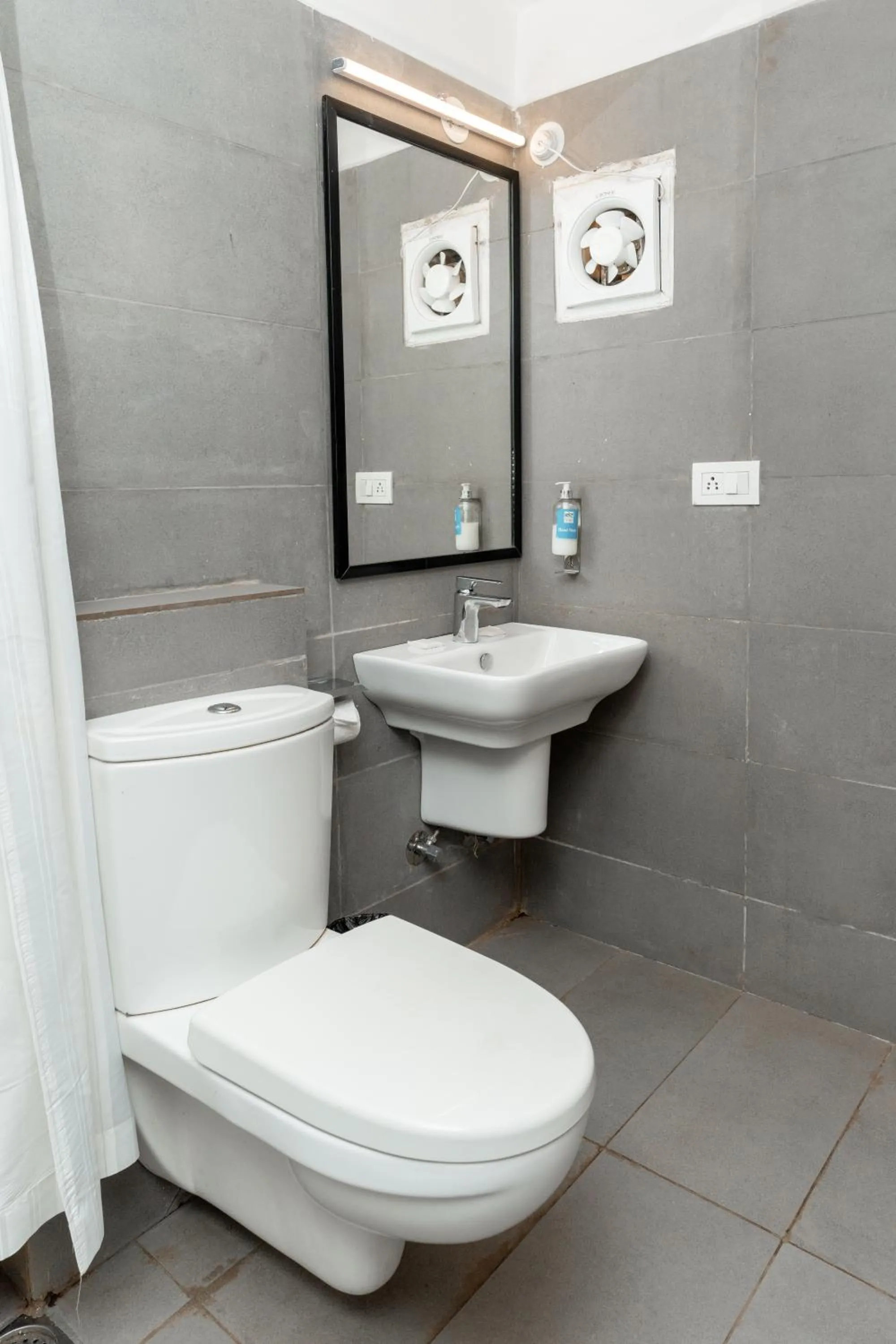 Bathroom in Magnum Resorts- Near Candolim Beach, Goa