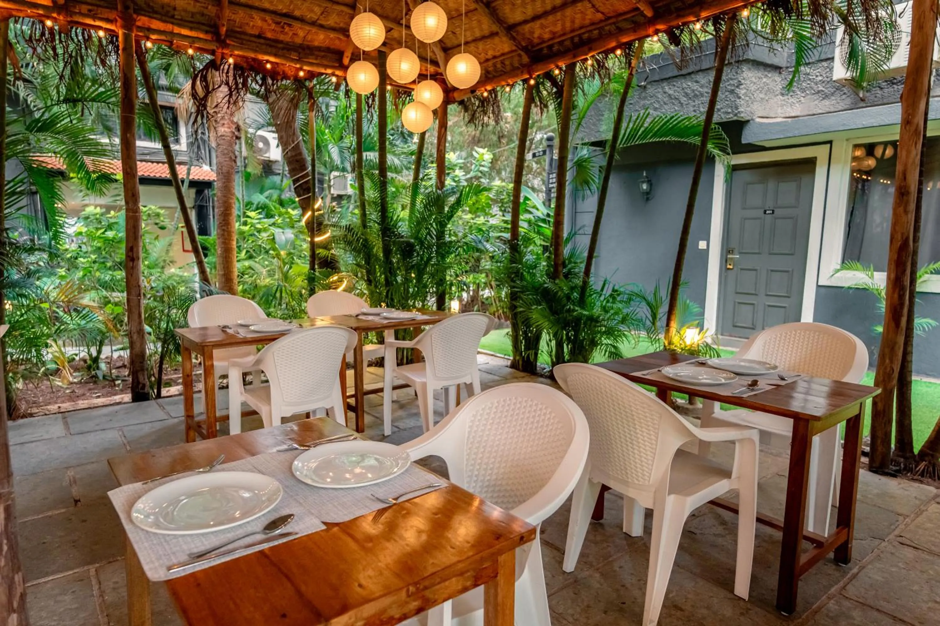 Restaurant/places to eat in Magnum Resorts- Near Candolim Beach, Goa