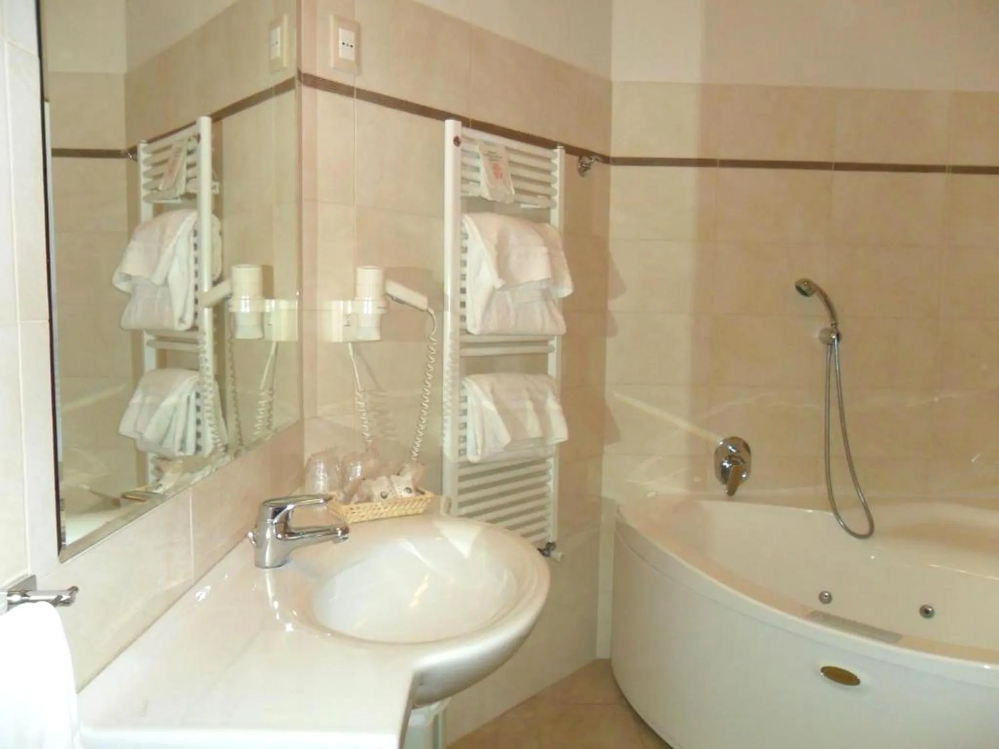 Bathroom in Hotel Riviera